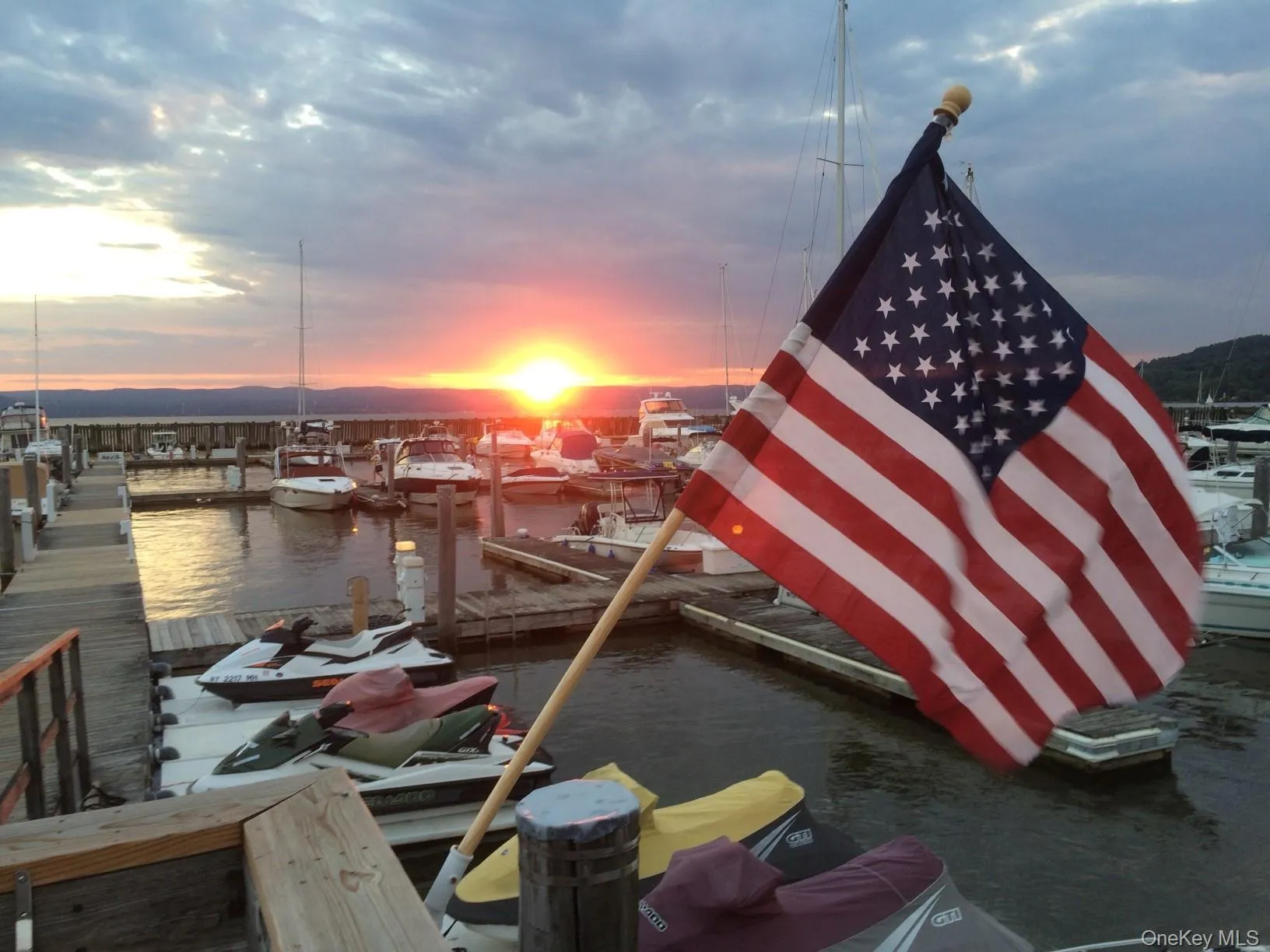 F-15 Half Moon Bay Marina, Cortlandt, NY, ,Residential,For Rent,Half Moon Bay Marina,0,956158 F-15 Half Moon Bay Marina, Cortlandt, NY, ,Residential,For Rent,Half Moon Bay Marina,0,956158