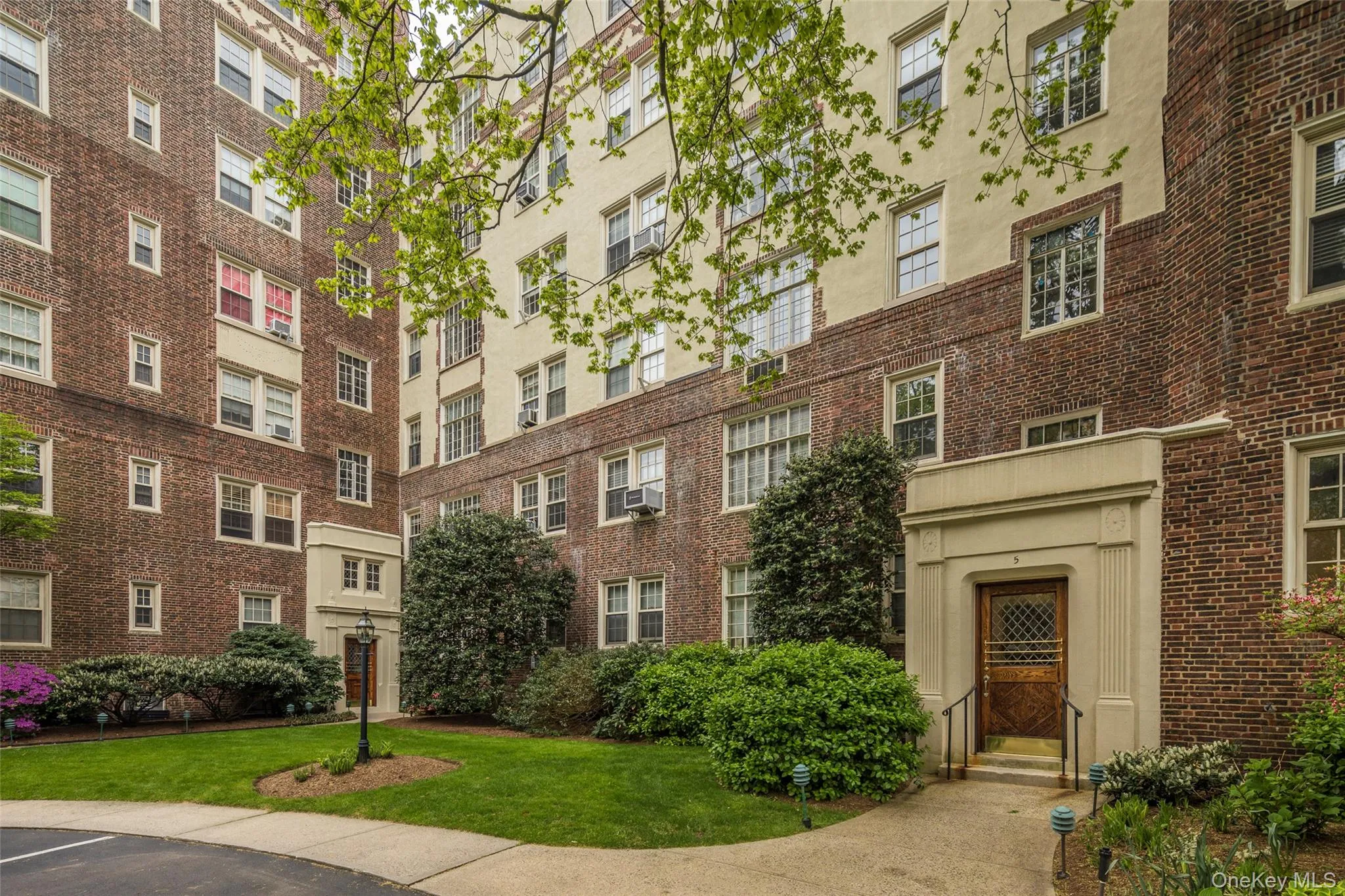 3 Tanglewylde Avenue, Eastchester, NY, 1 Bedroom Bedrooms, 4 Rooms Rooms,1 BathroomBathrooms,Residential Sale,For Rent,Tanglewylde,0,956171 3 Tanglewylde Avenue, Eastchester, NY, 1 Bedroom Bedrooms, 4 Rooms Rooms,1 BathroomBathrooms,Residential Sale,For Rent,Tanglewylde,0,956171