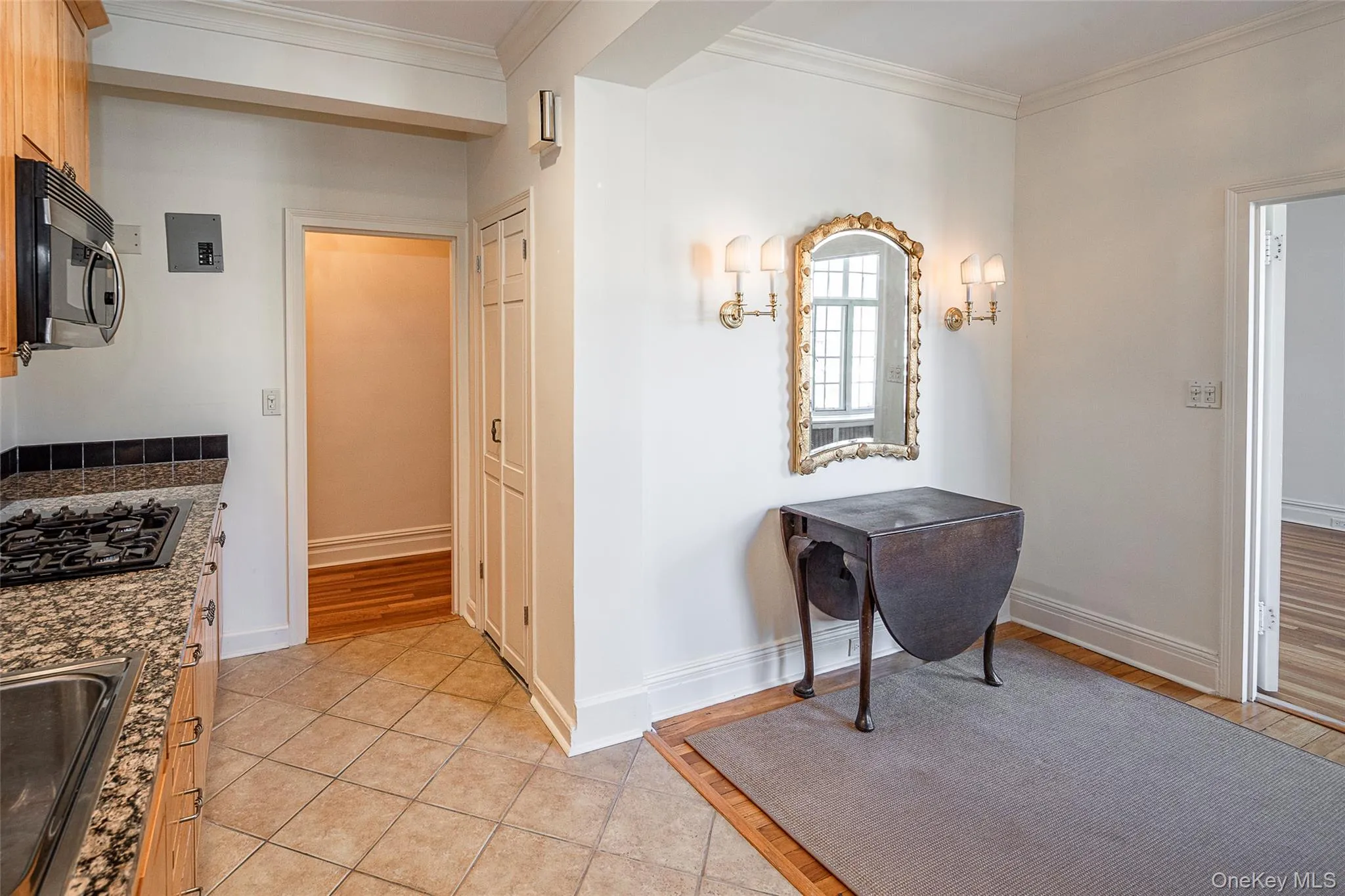 3 Tanglewylde Avenue, Eastchester, NY, 1 Bedroom Bedrooms, 4 Rooms Rooms,1 BathroomBathrooms,Residential Sale,For Rent,Tanglewylde,0,956171 3 Tanglewylde Avenue, Eastchester, NY, 1 Bedroom Bedrooms, 4 Rooms Rooms,1 BathroomBathrooms,Residential Sale,For Rent,Tanglewylde,0,956171