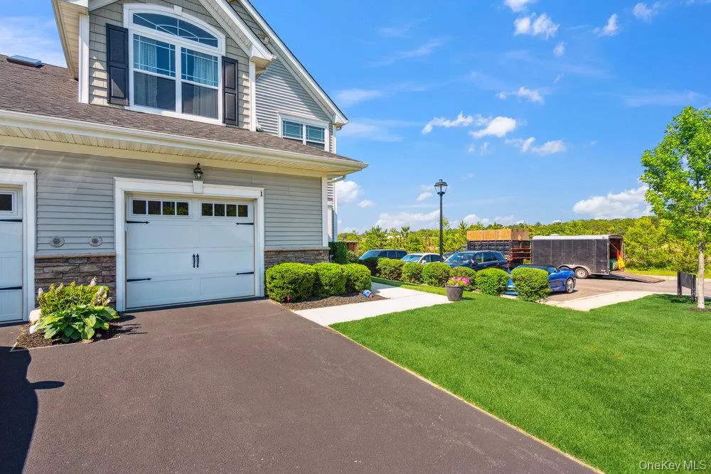 1 Willow Terrace, Brookhaven, NY, 3 Bedrooms Bedrooms, 8 Rooms Rooms,2 BathroomsBathrooms,Residential Lease,Idx,Willow,0,956212 1 Willow Terrace, Brookhaven, NY, 3 Bedrooms Bedrooms, 8 Rooms Rooms,2 BathroomsBathrooms,Residential Lease,Idx,Willow,0,956212