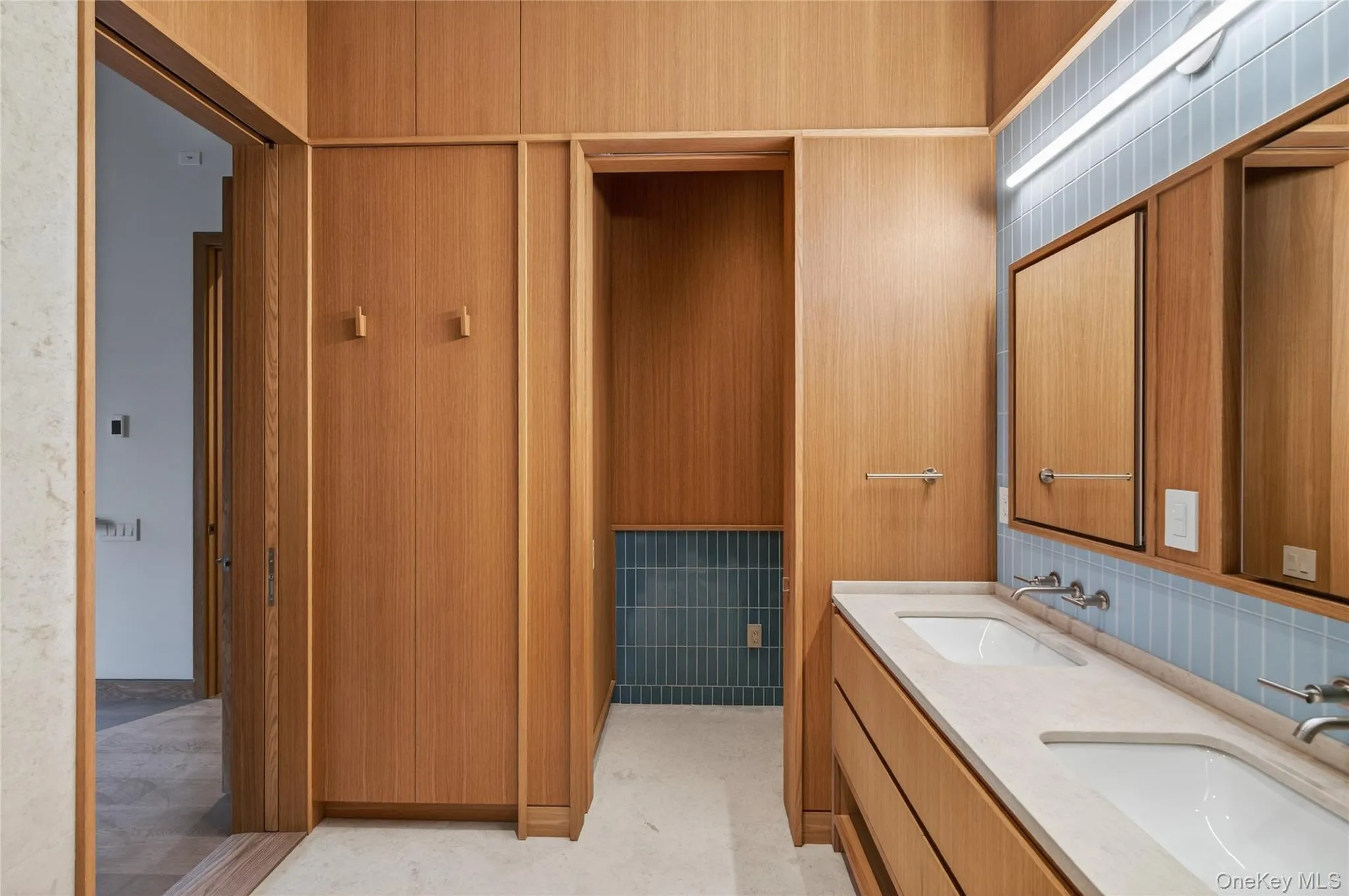 316 Wall Street, Kingston, NY, 3 Bedrooms Bedrooms, 5 Rooms Rooms,2 BathroomsBathrooms,Residential Lease,For Rent,Wall,0,956218 316 Wall Street, Kingston, NY, 3 Bedrooms Bedrooms, 5 Rooms Rooms,2 BathroomsBathrooms,Residential Lease,For Rent,Wall,0,956218