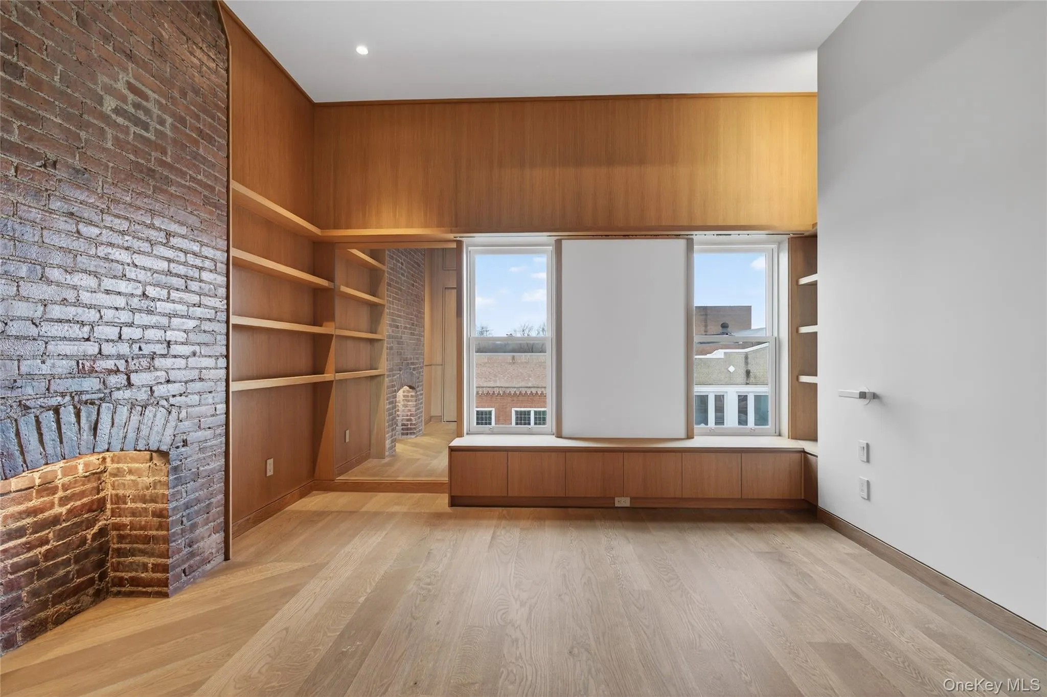 316 Wall Street, Kingston, NY, 3 Bedrooms Bedrooms, 5 Rooms Rooms,2 BathroomsBathrooms,Residential Lease,For Rent,Wall,0,956218 316 Wall Street, Kingston, NY, 3 Bedrooms Bedrooms, 5 Rooms Rooms,2 BathroomsBathrooms,Residential Lease,For Rent,Wall,0,956218