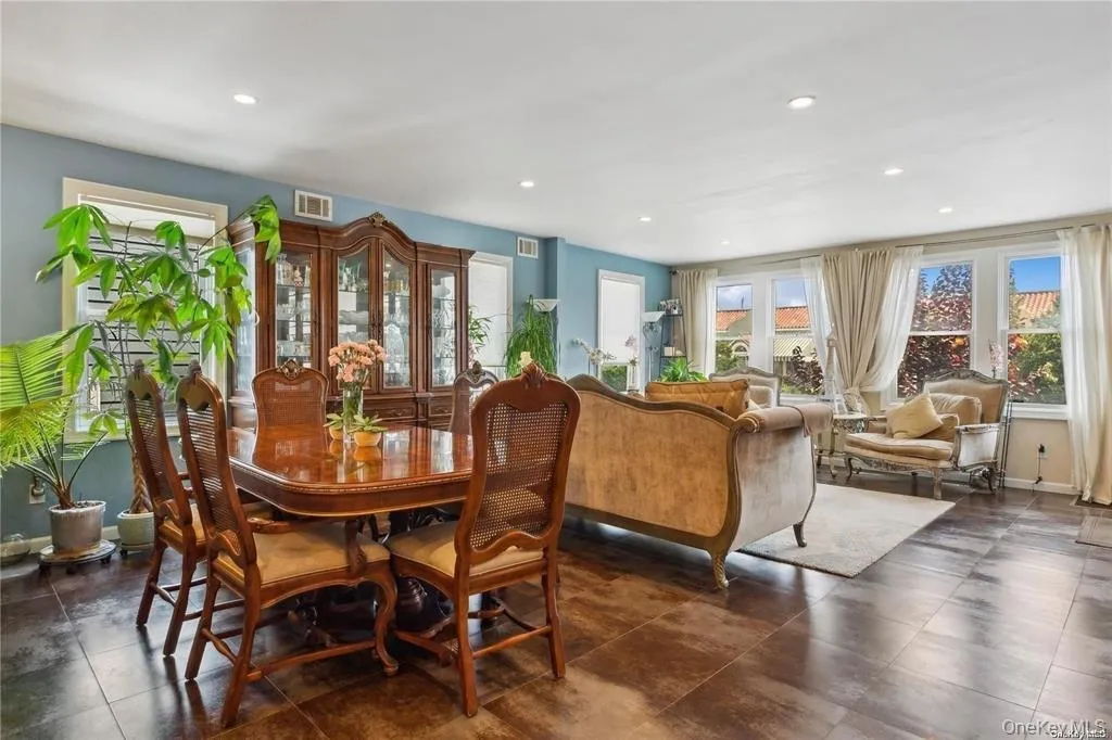 225 Walnut Street, Long Beach, NY, 3 Bedrooms Bedrooms, 12 Rooms Rooms,2 BathroomsBathrooms,Residential Lease,For Rent,Walnut,0,956220 225 Walnut Street, Long Beach, NY, 3 Bedrooms Bedrooms, 12 Rooms Rooms,2 BathroomsBathrooms,Residential Lease,For Rent,Walnut,0,956220