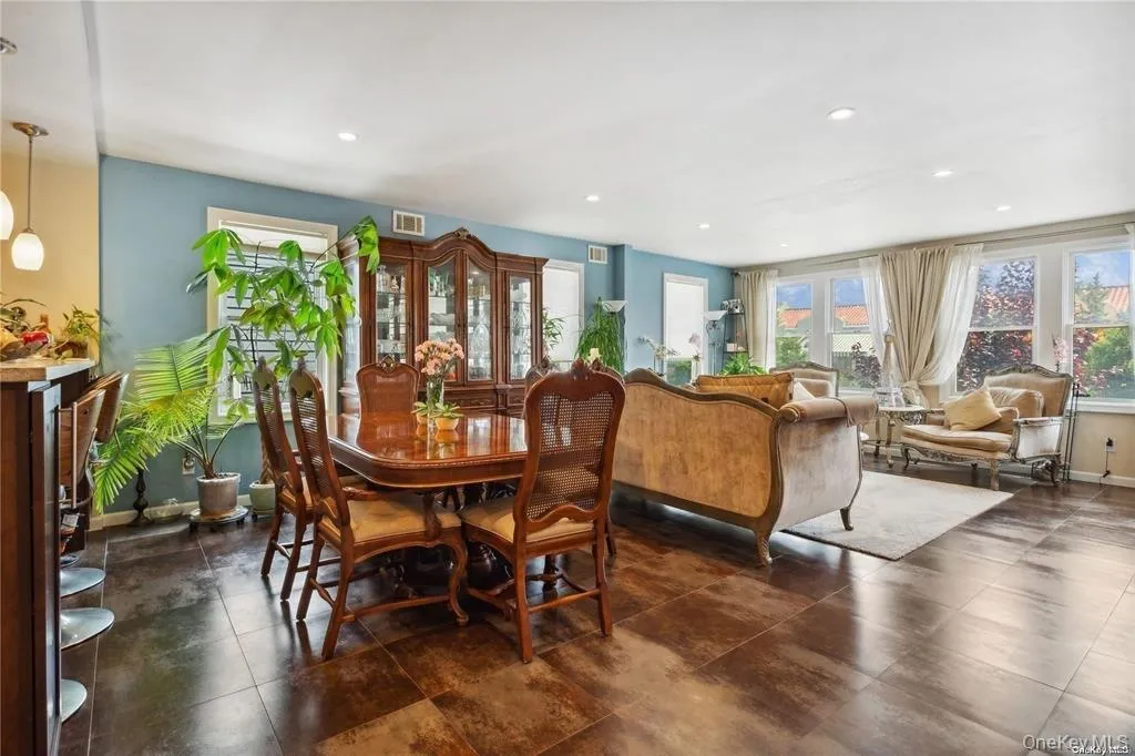 225 Walnut Street, Long Beach, NY, 3 Bedrooms Bedrooms, 12 Rooms Rooms,2 BathroomsBathrooms,Residential Lease,For Rent,Walnut,0,956220 225 Walnut Street, Long Beach, NY, 3 Bedrooms Bedrooms, 12 Rooms Rooms,2 BathroomsBathrooms,Residential Lease,For Rent,Walnut,0,956220