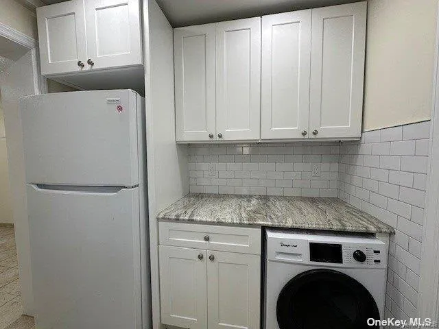 140 Wall Street, Huntington, NY, 3 Rooms Rooms,1 BathroomBathrooms,Residential Lease,For Rent,Wall,0,956235 140 Wall Street, Huntington, NY, 3 Rooms Rooms,1 BathroomBathrooms,Residential Lease,For Rent,Wall,0,956235