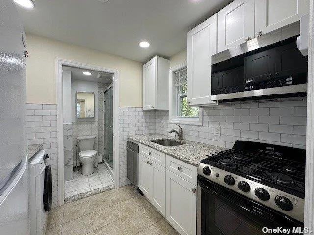 140 Wall Street, Huntington, NY, 3 Rooms Rooms,1 BathroomBathrooms,Residential Lease,For Rent,Wall,0,956235 140 Wall Street, Huntington, NY, 3 Rooms Rooms,1 BathroomBathrooms,Residential Lease,For Rent,Wall,0,956235