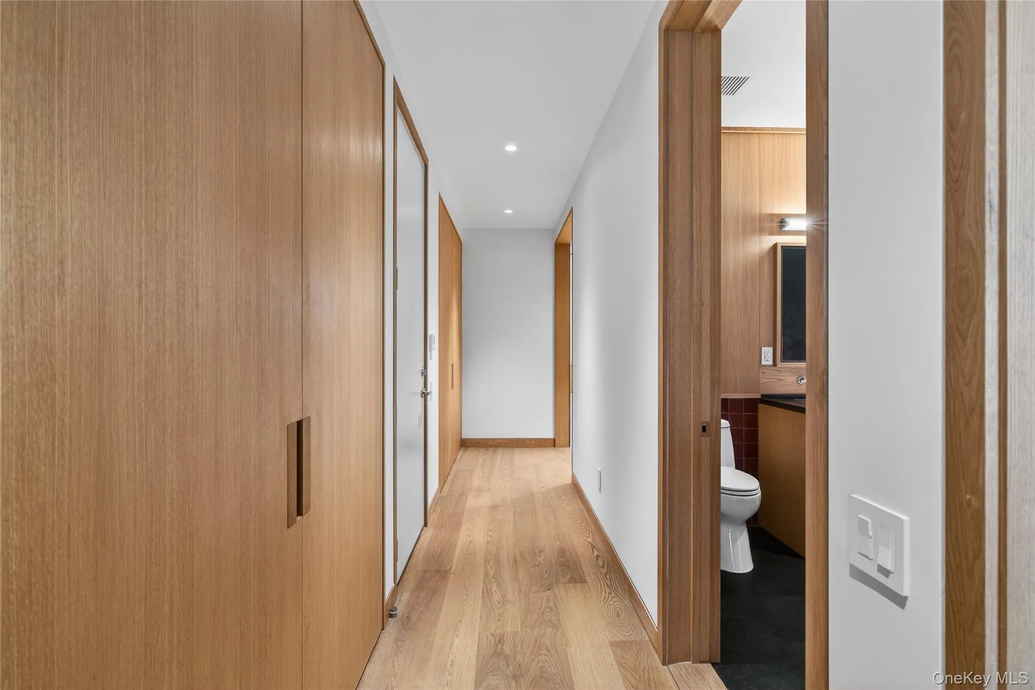 316 Wall Street, Kingston, NY, 2 Bedrooms Bedrooms, 5 Rooms Rooms,2 BathroomsBathrooms,Residential Lease,For Rent,Wall,0,956242 316 Wall Street, Kingston, NY, 2 Bedrooms Bedrooms, 5 Rooms Rooms,2 BathroomsBathrooms,Residential Lease,For Rent,Wall,0,956242