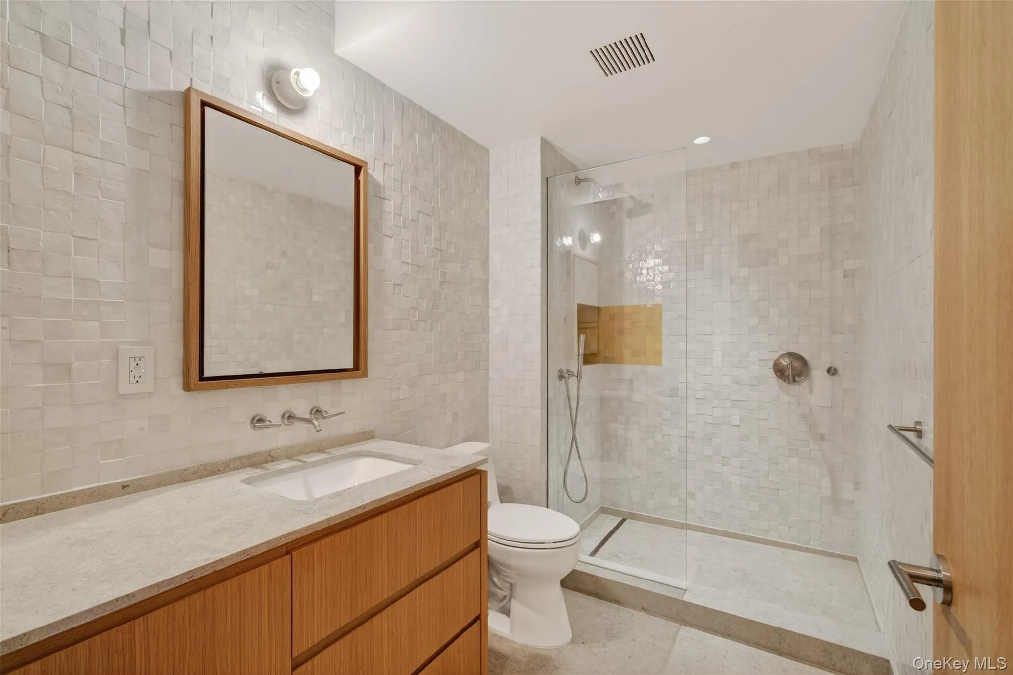 316 Wall Street, Kingston, NY, 2 Bedrooms Bedrooms, 5 Rooms Rooms,2 BathroomsBathrooms,Residential Lease,For Rent,Wall,0,956242 316 Wall Street, Kingston, NY, 2 Bedrooms Bedrooms, 5 Rooms Rooms,2 BathroomsBathrooms,Residential Lease,For Rent,Wall,0,956242