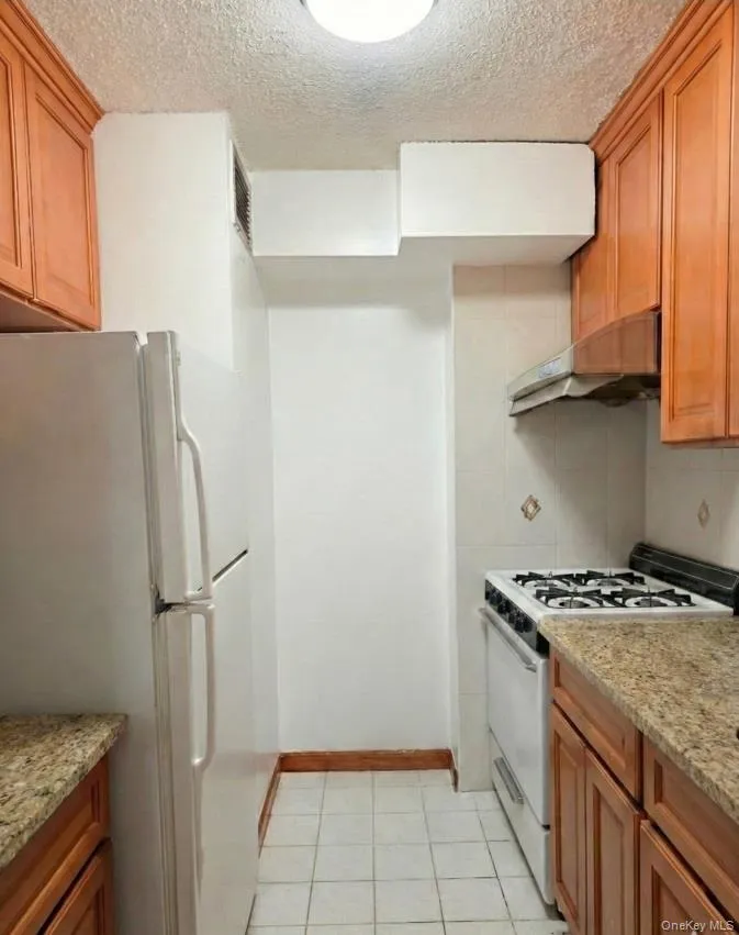41-40 Union Street, New York, NY, 1 Bedroom Bedrooms, 5 Rooms Rooms,1 BathroomBathrooms,Residential Lease,For Rent,Union,0,956302 41-40 Union Street, New York, NY, 1 Bedroom Bedrooms, 5 Rooms Rooms,1 BathroomBathrooms,Residential Lease,For Rent,Union,0,956302