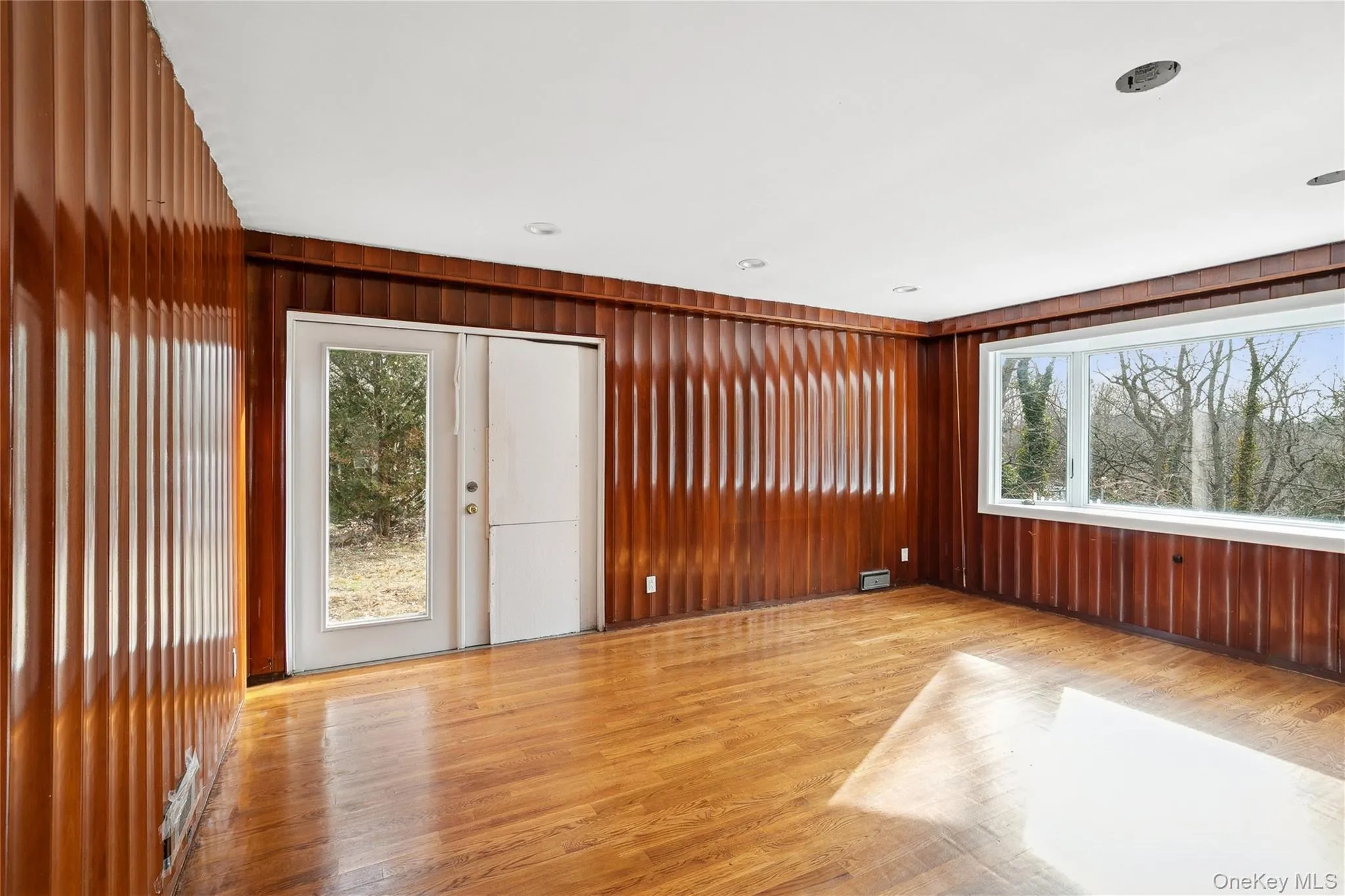 549 Woodbury Road, Huntington, NY, 5 Bedrooms Bedrooms, 13 Rooms Rooms,5 BathroomsBathrooms,Residential,For Rent,Woodbury,0,956316 549 Woodbury Road, Huntington, NY, 5 Bedrooms Bedrooms, 13 Rooms Rooms,5 BathroomsBathrooms,Residential,For Rent,Woodbury,0,956316