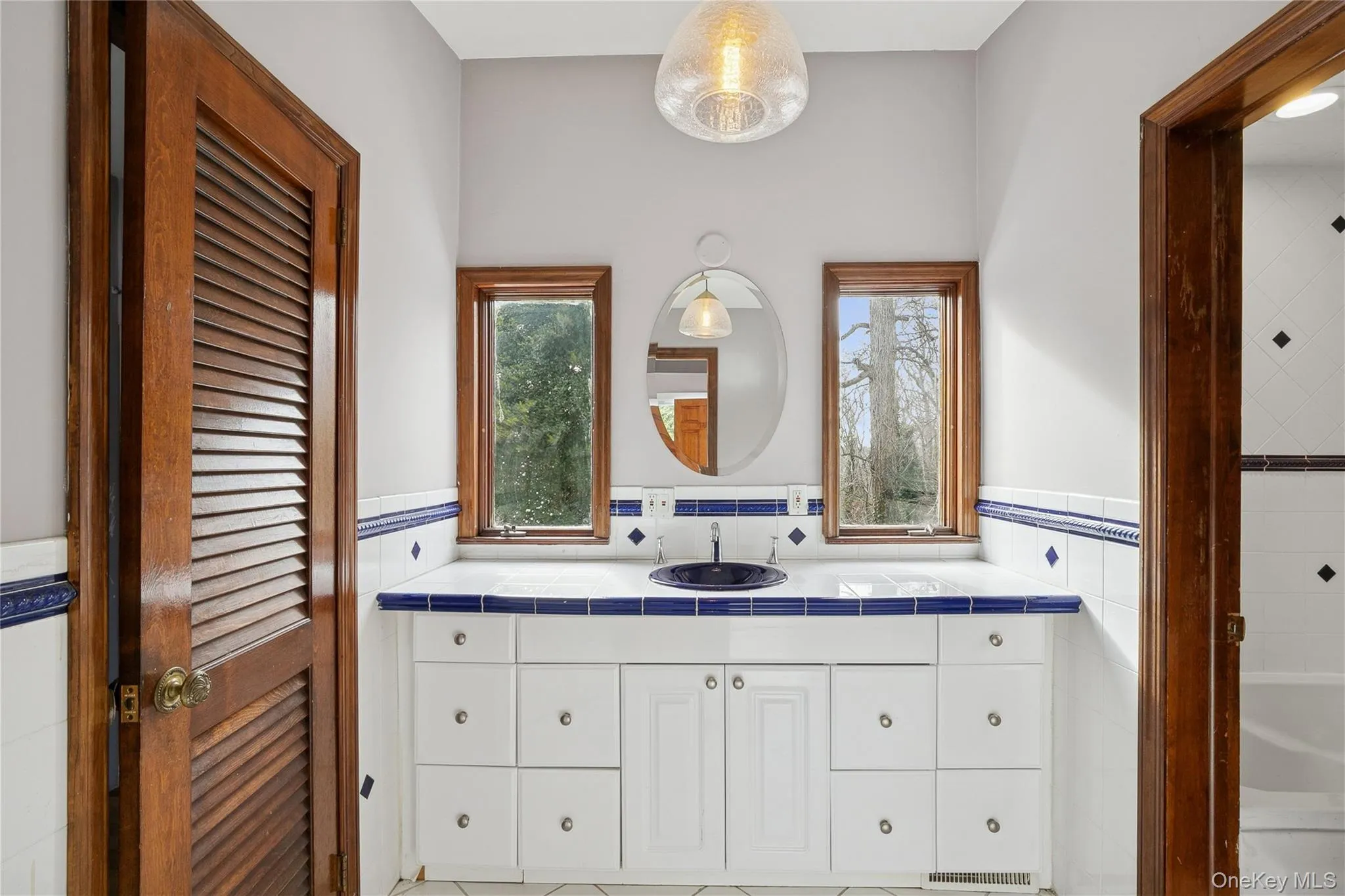 549 Woodbury Road, Huntington, NY, 5 Bedrooms Bedrooms, 13 Rooms Rooms,5 BathroomsBathrooms,Residential,For Rent,Woodbury,0,956316 549 Woodbury Road, Huntington, NY, 5 Bedrooms Bedrooms, 13 Rooms Rooms,5 BathroomsBathrooms,Residential,For Rent,Woodbury,0,956316