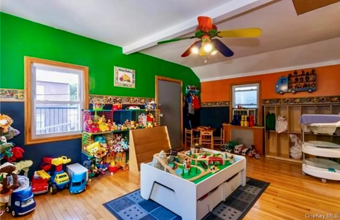 133 195th Street, New York, NY, 3 Bedrooms Bedrooms, 7 Rooms Rooms,3 BathroomsBathrooms,Residential,For Rent,195th,0,956334 133 195th Street, New York, NY, 3 Bedrooms Bedrooms, 7 Rooms Rooms,3 BathroomsBathrooms,Residential,For Rent,195th,0,956334