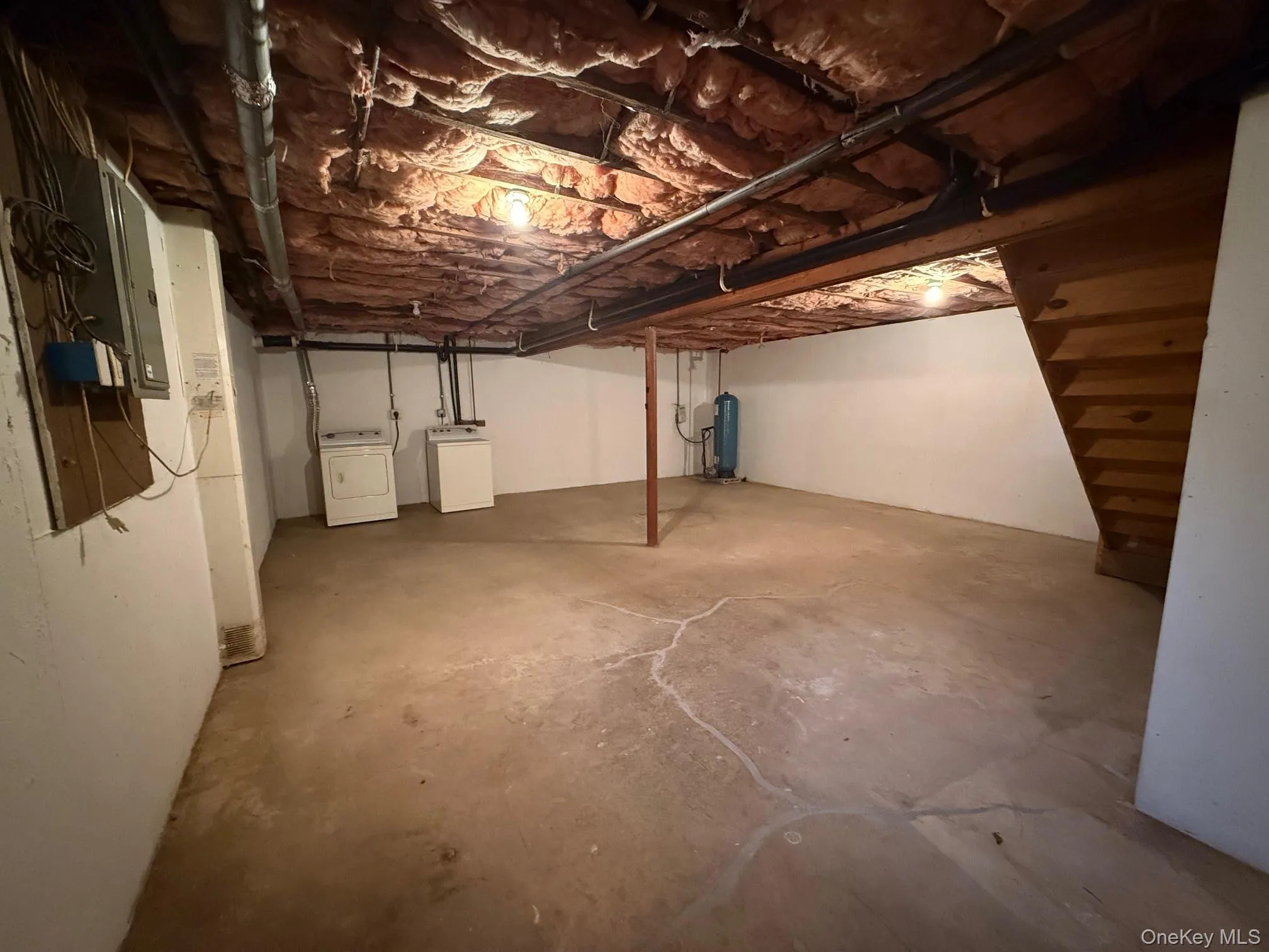 2330 State Route 17A, Goshen, NY, 2 Bedrooms Bedrooms, 6 Rooms Rooms,1 BathroomBathrooms,Residential Lease,For Rent,State Route 17A,0,956379 2330 State Route 17A, Goshen, NY, 2 Bedrooms Bedrooms, 6 Rooms Rooms,1 BathroomBathrooms,Residential Lease,For Rent,State Route 17A,0,956379