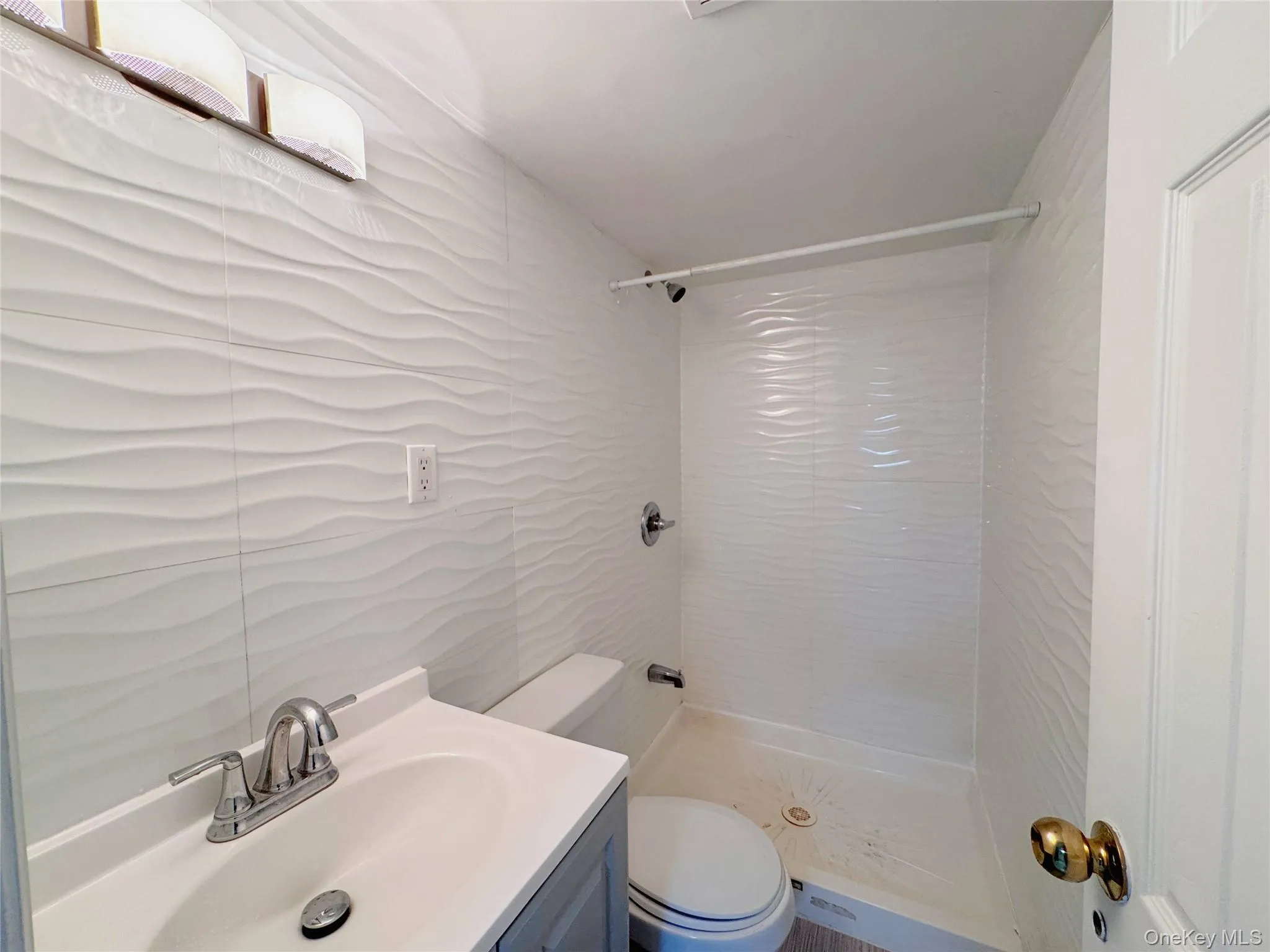 11701 14th Avenue, New York, NY, 2 Bedrooms Bedrooms, 5 Rooms Rooms,2 BathroomsBathrooms,Residential Lease,For Rent,14th,0,956381 11701 14th Avenue, New York, NY, 2 Bedrooms Bedrooms, 5 Rooms Rooms,2 BathroomsBathrooms,Residential Lease,For Rent,14th,0,956381