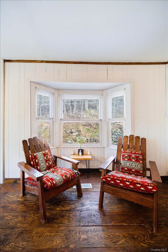 34 Overlook Road, Neversink, NY, 3 Bedrooms Bedrooms, 8 Rooms Rooms,2 BathroomsBathrooms,Residential Sale,For Rent,Overlook,0,956385 34 Overlook Road, Neversink, NY, 3 Bedrooms Bedrooms, 8 Rooms Rooms,2 BathroomsBathrooms,Residential Sale,For Rent,Overlook,0,956385