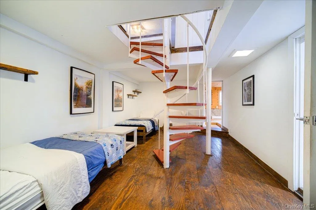34 Overlook Road, Neversink, NY, 3 Bedrooms Bedrooms, 8 Rooms Rooms,2 BathroomsBathrooms,Residential Sale,For Rent,Overlook,0,956385 34 Overlook Road, Neversink, NY, 3 Bedrooms Bedrooms, 8 Rooms Rooms,2 BathroomsBathrooms,Residential Sale,For Rent,Overlook,0,956385