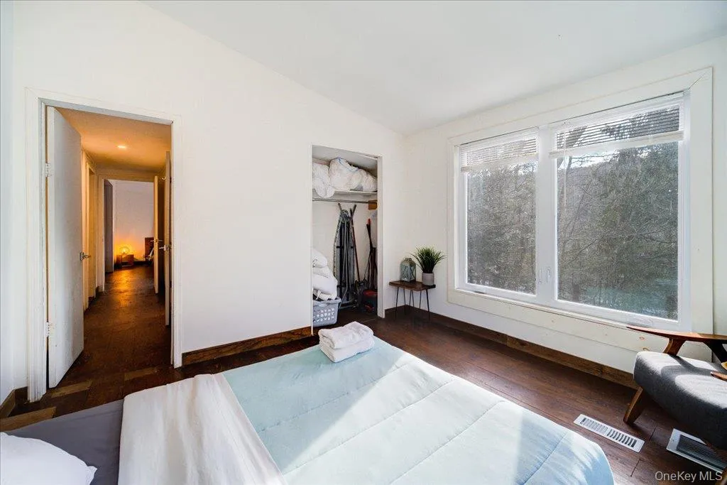 34 Overlook Road, Neversink, NY, 3 Bedrooms Bedrooms, 8 Rooms Rooms,2 BathroomsBathrooms,Residential Sale,For Rent,Overlook,0,956385 34 Overlook Road, Neversink, NY, 3 Bedrooms Bedrooms, 8 Rooms Rooms,2 BathroomsBathrooms,Residential Sale,For Rent,Overlook,0,956385