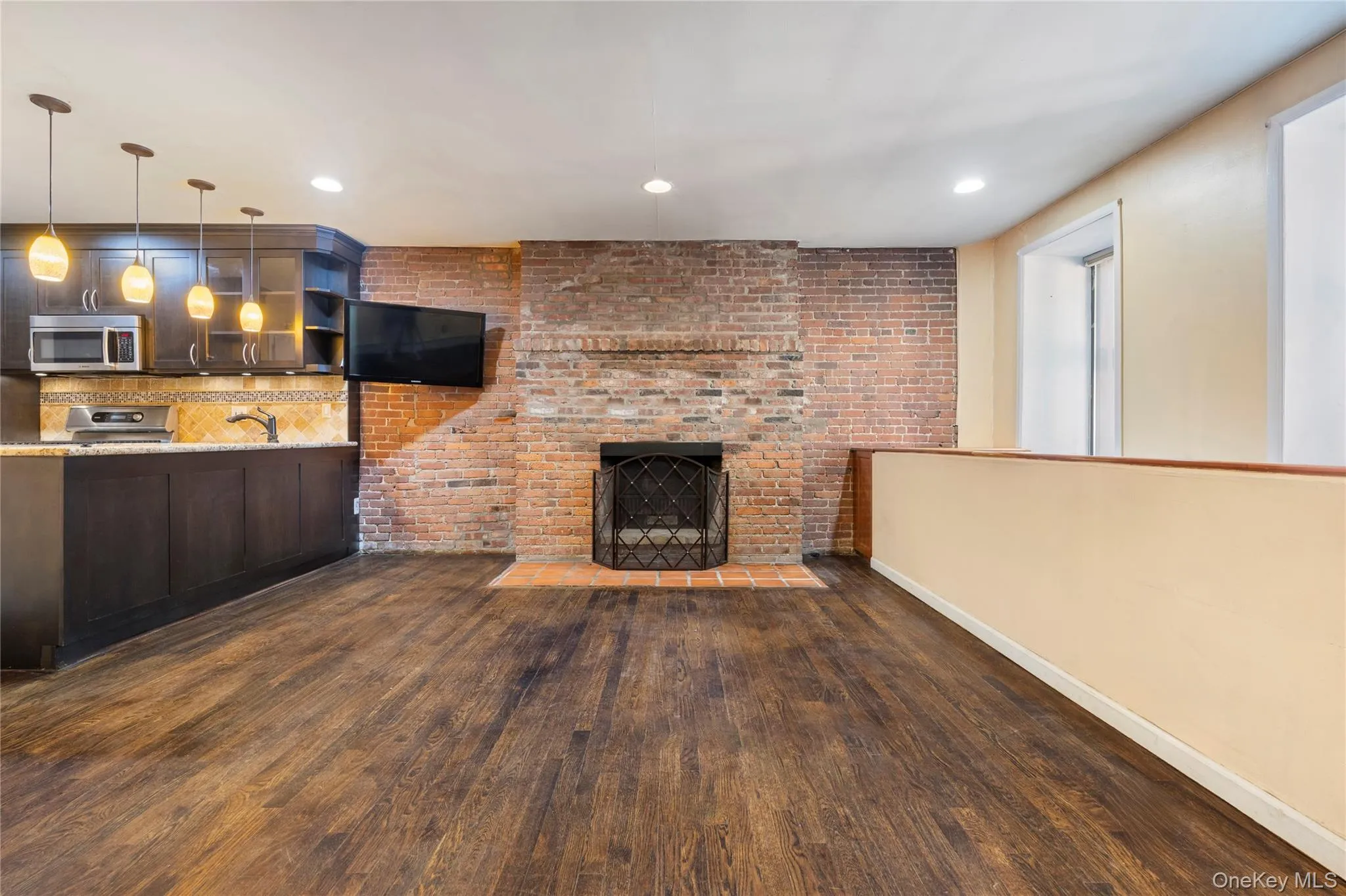 117 82nd Street, New York, NY, 1 Bedroom Bedrooms, 4 Rooms Rooms,2 BathroomsBathrooms,Residential Lease,For Rent,82nd,0,956395 117 82nd Street, New York, NY, 1 Bedroom Bedrooms, 4 Rooms Rooms,2 BathroomsBathrooms,Residential Lease,For Rent,82nd,0,956395