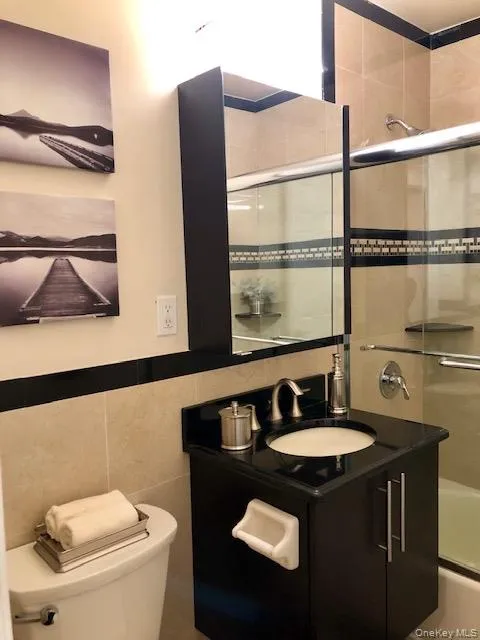 11 Country Club Drive, Brookhaven, NY, 1 Bedroom Bedrooms, 4 Rooms Rooms,1 BathroomBathrooms,Residential Lease,Idx,Country Club,0,956397 11 Country Club Drive, Brookhaven, NY, 1 Bedroom Bedrooms, 4 Rooms Rooms,1 BathroomBathrooms,Residential Lease,Idx,Country Club,0,956397