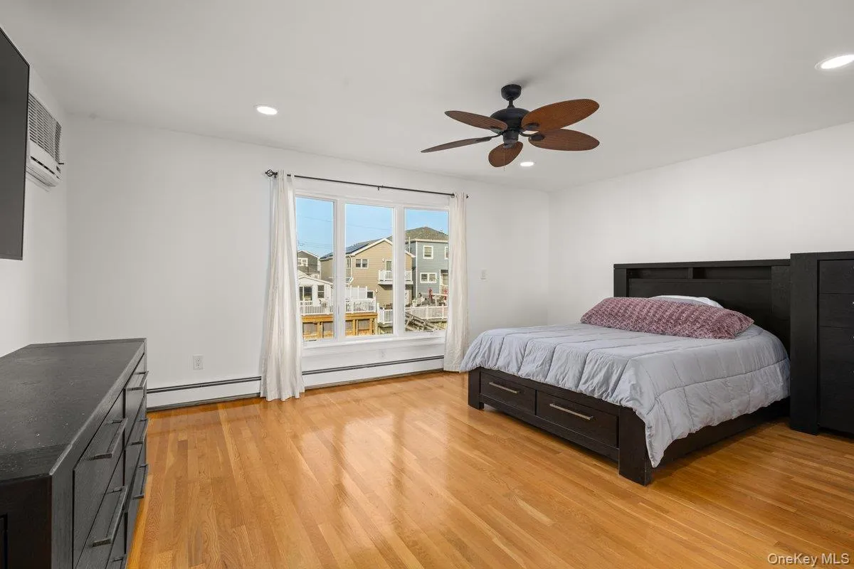 19 13th Road, New York, NY, 2 Bedrooms Bedrooms, 5 Rooms Rooms,1 BathroomBathrooms,Residential,For Rent,13th,0,956409 19 13th Road, New York, NY, 2 Bedrooms Bedrooms, 5 Rooms Rooms,1 BathroomBathrooms,Residential,For Rent,13th,0,956409