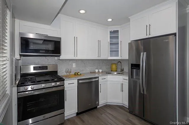 516 Terrace, Islip, NY, 2 Bedrooms Bedrooms, 5 Rooms Rooms,1 BathroomBathrooms,Residential Lease,Idx,Terrace,0,956412 516 Terrace, Islip, NY, 2 Bedrooms Bedrooms, 5 Rooms Rooms,1 BathroomBathrooms,Residential Lease,Idx,Terrace,0,956412