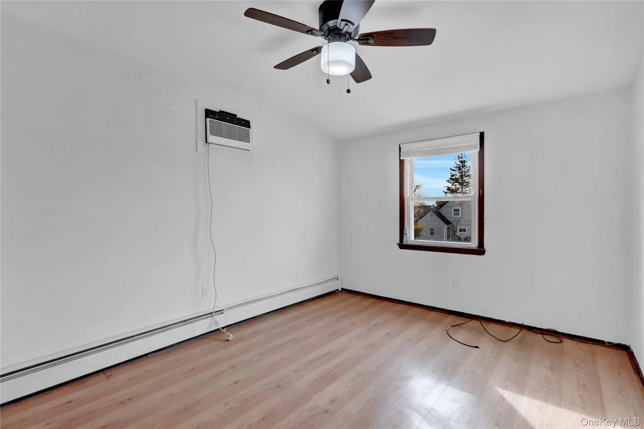 31 Bluespruce Road, Hempstead, NY, 7 Bedrooms Bedrooms, 11 Rooms Rooms,3 BathroomsBathrooms,Residential,For Rent,Bluespruce,0,956416 31 Bluespruce Road, Hempstead, NY, 7 Bedrooms Bedrooms, 11 Rooms Rooms,3 BathroomsBathrooms,Residential,For Rent,Bluespruce,0,956416