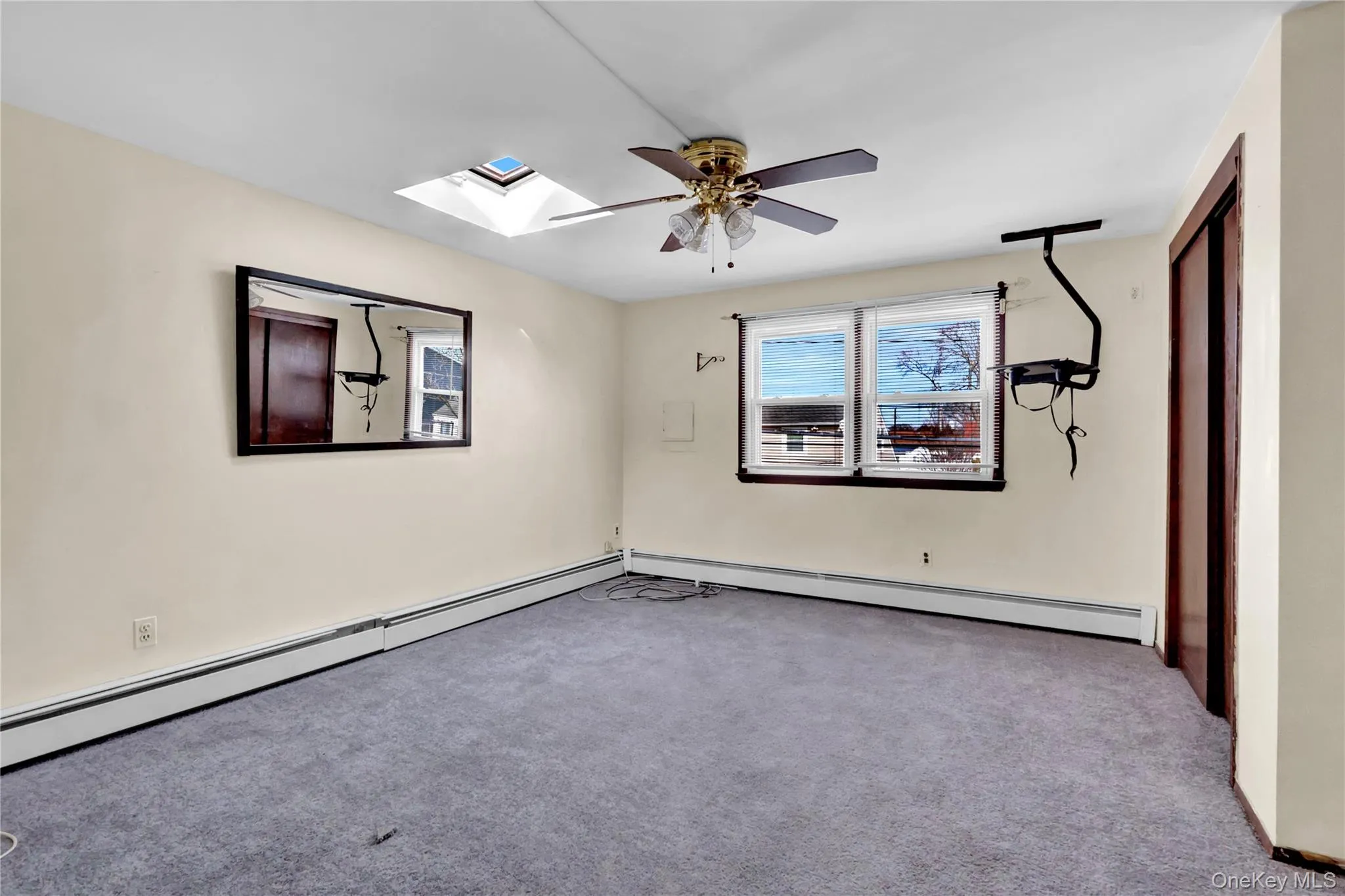 31 Bluespruce Road, Hempstead, NY, 7 Bedrooms Bedrooms, 11 Rooms Rooms,3 BathroomsBathrooms,Residential,For Rent,Bluespruce,0,956416 31 Bluespruce Road, Hempstead, NY, 7 Bedrooms Bedrooms, 11 Rooms Rooms,3 BathroomsBathrooms,Residential,For Rent,Bluespruce,0,956416