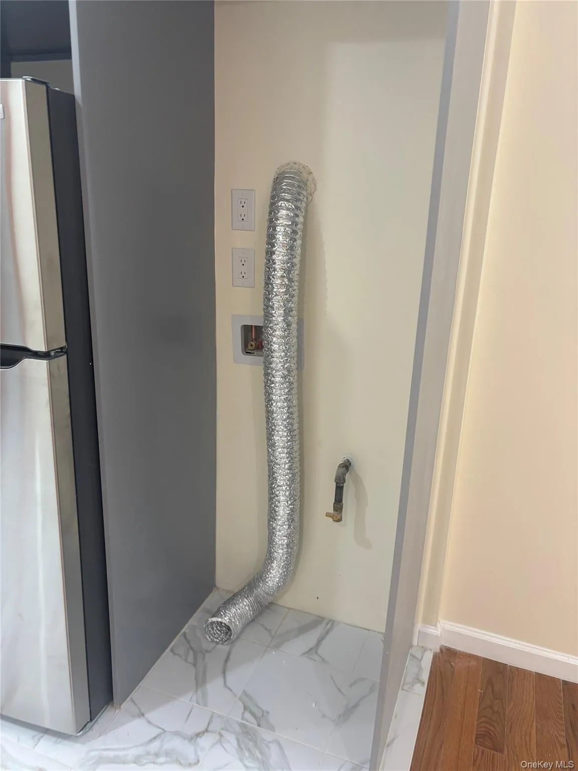 107-59 Sutphin Boulevard, New York, NY, 4 Bedrooms Bedrooms, 7 Rooms Rooms,2 BathroomsBathrooms,Residential Lease,For Rent,Sutphin,0,956467 107-59 Sutphin Boulevard, New York, NY, 4 Bedrooms Bedrooms, 7 Rooms Rooms,2 BathroomsBathrooms,Residential Lease,For Rent,Sutphin,0,956467