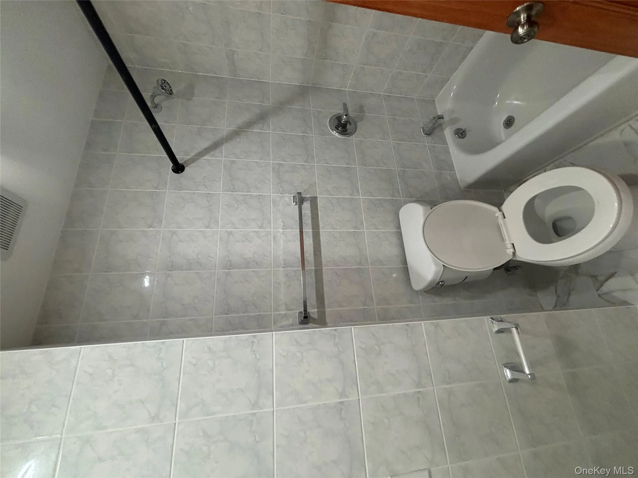 107-59 Sutphin Boulevard, New York, NY, 4 Bedrooms Bedrooms, 7 Rooms Rooms,2 BathroomsBathrooms,Residential Lease,For Rent,Sutphin,0,956467 107-59 Sutphin Boulevard, New York, NY, 4 Bedrooms Bedrooms, 7 Rooms Rooms,2 BathroomsBathrooms,Residential Lease,For Rent,Sutphin,0,956467