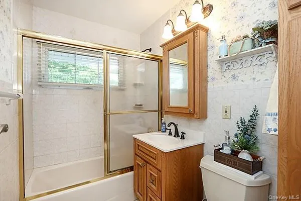 166 Choir Lane, Hempstead, NY, 5 Bedrooms Bedrooms, 8 Rooms Rooms,2 BathroomsBathrooms,Residential,For Rent,Choir,0,956531 166 Choir Lane, Hempstead, NY, 5 Bedrooms Bedrooms, 8 Rooms Rooms,2 BathroomsBathrooms,Residential,For Rent,Choir,0,956531
