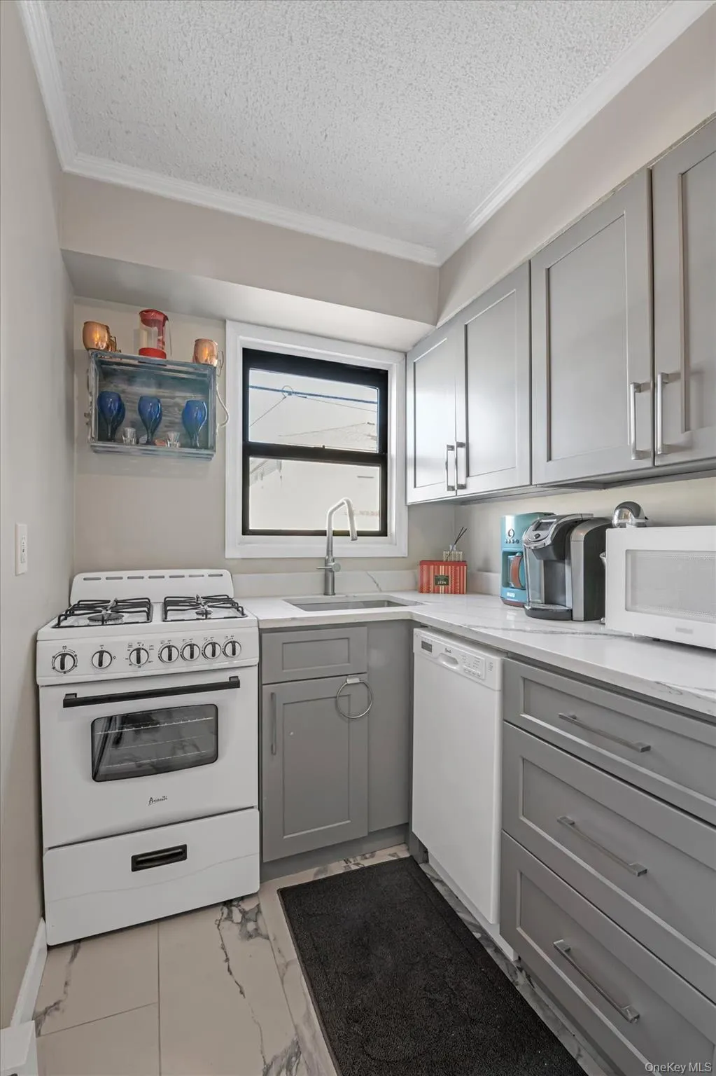 65 Broadway, Long Beach, NY, 1 Bedroom Bedrooms, 3 Rooms Rooms,1 BathroomBathrooms,Residential,For Rent,Broadway,0,956541 65 Broadway, Long Beach, NY, 1 Bedroom Bedrooms, 3 Rooms Rooms,1 BathroomBathrooms,Residential,For Rent,Broadway,0,956541