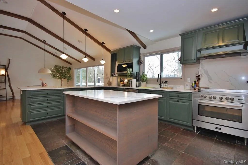 117 Seven Hills Lake Drive, Kent, NY, 3 Bedrooms Bedrooms, 7 Rooms Rooms,3 BathroomsBathrooms,Residential Lease,For Rent,Seven Hills Lake,0,956558 117 Seven Hills Lake Drive, Kent, NY, 3 Bedrooms Bedrooms, 7 Rooms Rooms,3 BathroomsBathrooms,Residential Lease,For Rent,Seven Hills Lake,0,956558