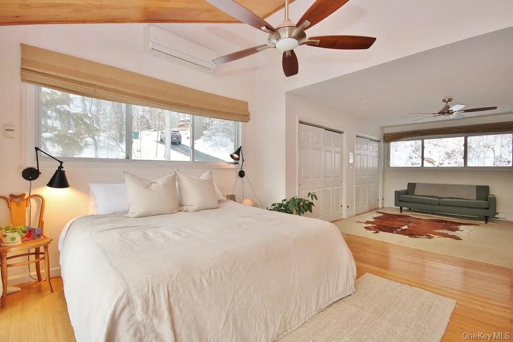 117 Seven Hills Lake Drive, Kent, NY, 3 Bedrooms Bedrooms, 7 Rooms Rooms,3 BathroomsBathrooms,Residential Lease,For Rent,Seven Hills Lake,0,956558 117 Seven Hills Lake Drive, Kent, NY, 3 Bedrooms Bedrooms, 7 Rooms Rooms,3 BathroomsBathrooms,Residential Lease,For Rent,Seven Hills Lake,0,956558