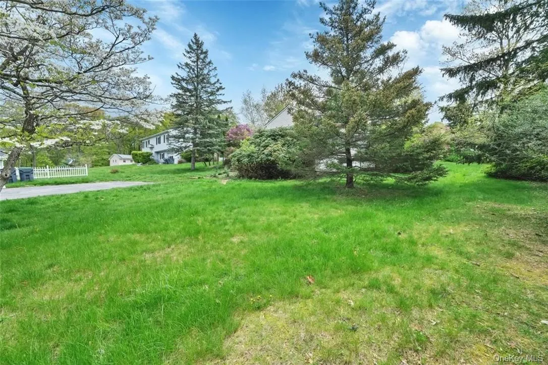 32 Highland Drive, Woodbury, NY, 4 Bedrooms Bedrooms, 8 Rooms Rooms,2 BathroomsBathrooms,Residential Lease,For Rent,Highland,0,956560 32 Highland Drive, Woodbury, NY, 4 Bedrooms Bedrooms, 8 Rooms Rooms,2 BathroomsBathrooms,Residential Lease,For Rent,Highland,0,956560