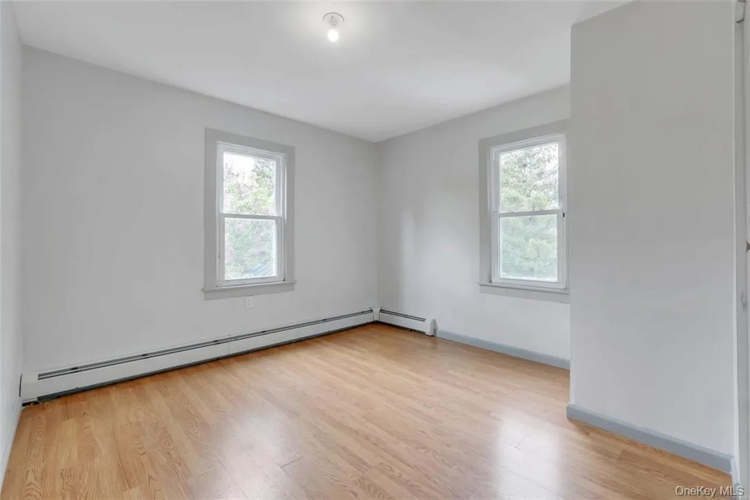 32 Highland Drive, Woodbury, NY, 4 Bedrooms Bedrooms, 8 Rooms Rooms,2 BathroomsBathrooms,Residential Lease,For Rent,Highland,0,956560 32 Highland Drive, Woodbury, NY, 4 Bedrooms Bedrooms, 8 Rooms Rooms,2 BathroomsBathrooms,Residential Lease,For Rent,Highland,0,956560