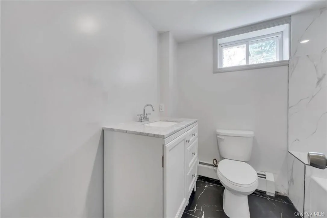 32 Highland Drive, Woodbury, NY, 4 Bedrooms Bedrooms, 8 Rooms Rooms,2 BathroomsBathrooms,Residential Lease,For Rent,Highland,0,956560 32 Highland Drive, Woodbury, NY, 4 Bedrooms Bedrooms, 8 Rooms Rooms,2 BathroomsBathrooms,Residential Lease,For Rent,Highland,0,956560