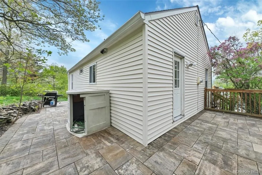 32 Highland Drive, Woodbury, NY, 4 Bedrooms Bedrooms, 8 Rooms Rooms,2 BathroomsBathrooms,Residential Lease,For Rent,Highland,0,956560 32 Highland Drive, Woodbury, NY, 4 Bedrooms Bedrooms, 8 Rooms Rooms,2 BathroomsBathrooms,Residential Lease,For Rent,Highland,0,956560