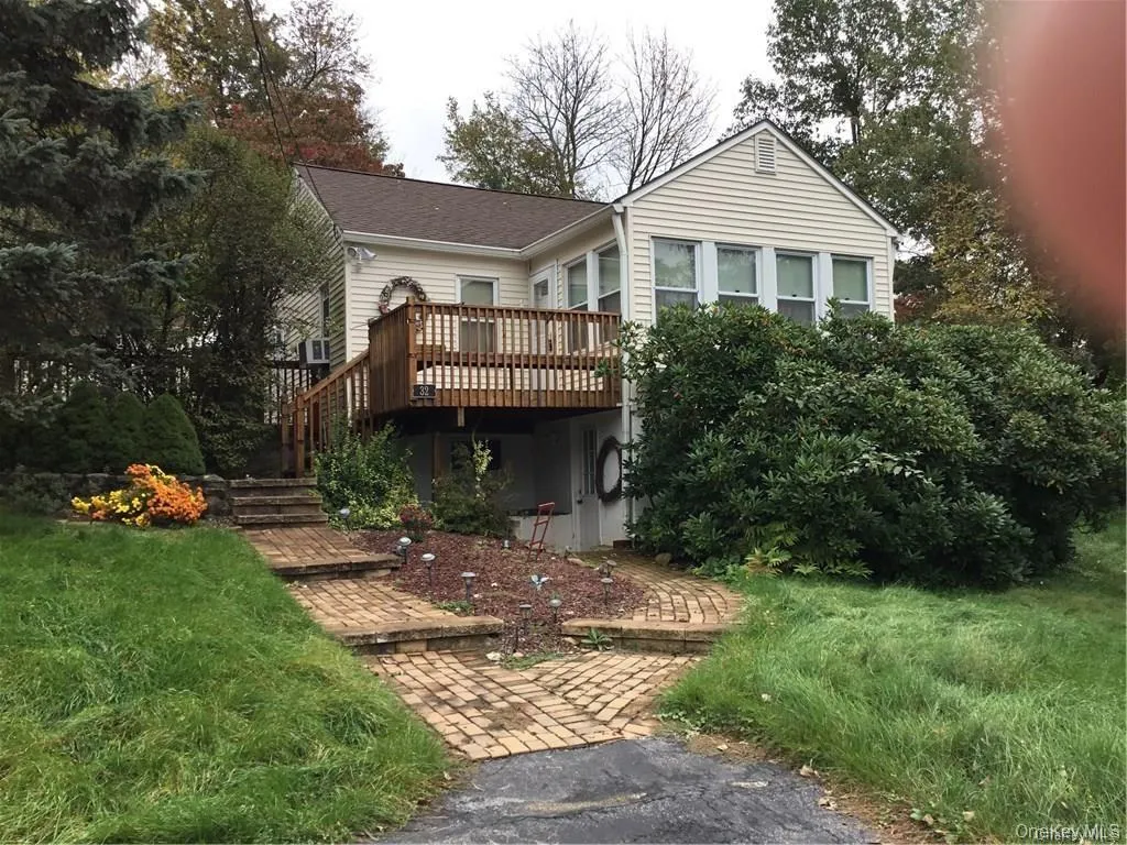 32 Highland Drive, Woodbury, NY, 4 Bedrooms Bedrooms, 8 Rooms Rooms,2 BathroomsBathrooms,Residential Lease,For Rent,Highland,0,956560 32 Highland Drive, Woodbury, NY, 4 Bedrooms Bedrooms, 8 Rooms Rooms,2 BathroomsBathrooms,Residential Lease,For Rent,Highland,0,956560