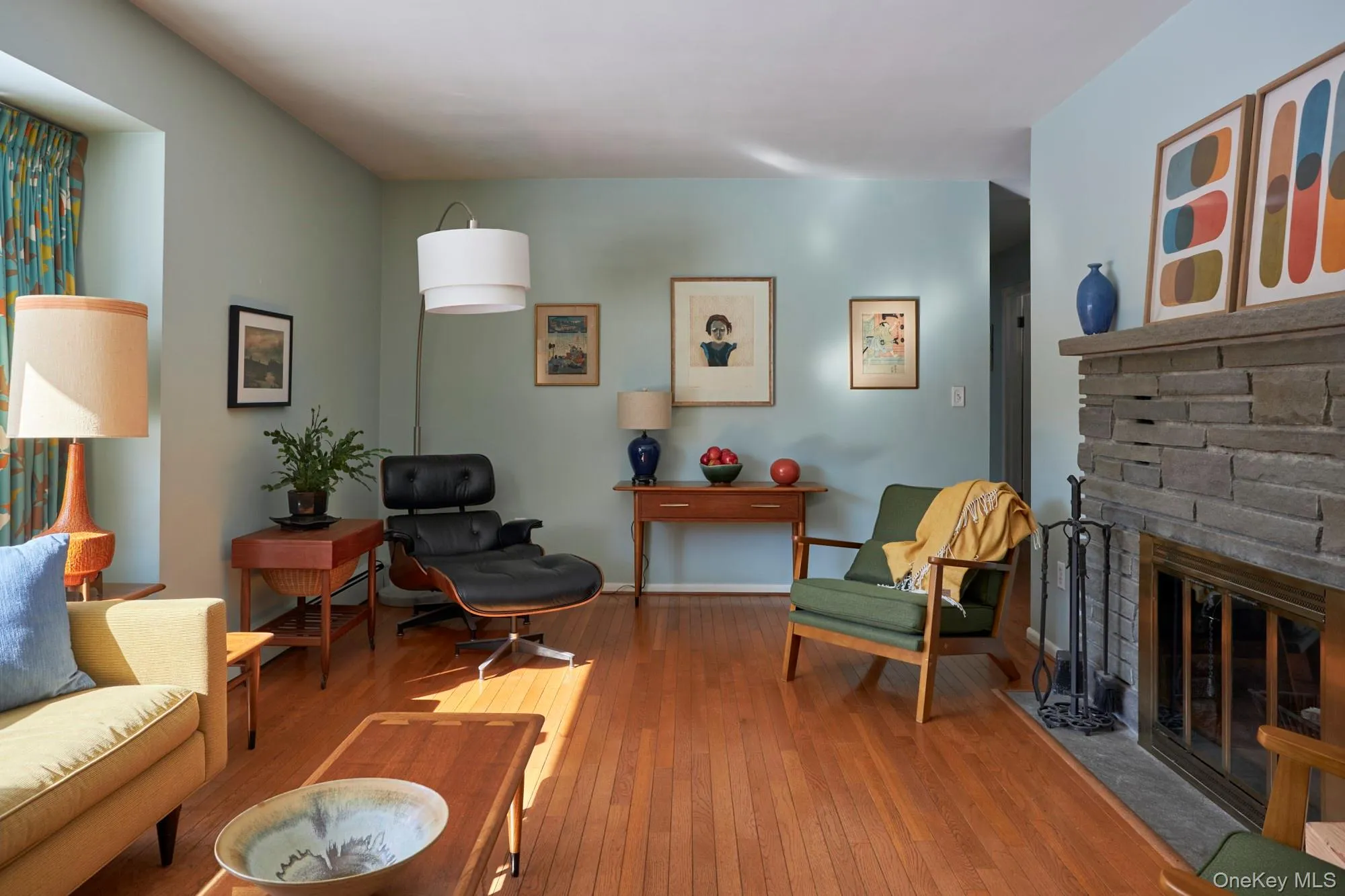 41 Trinity Place, Rhinebeck, NY, 3 Bedrooms Bedrooms, 7 Rooms Rooms,1 BathroomBathrooms,Residential,For Rent,Trinity,0,956573 41 Trinity Place, Rhinebeck, NY, 3 Bedrooms Bedrooms, 7 Rooms Rooms,1 BathroomBathrooms,Residential,For Rent,Trinity,0,956573
