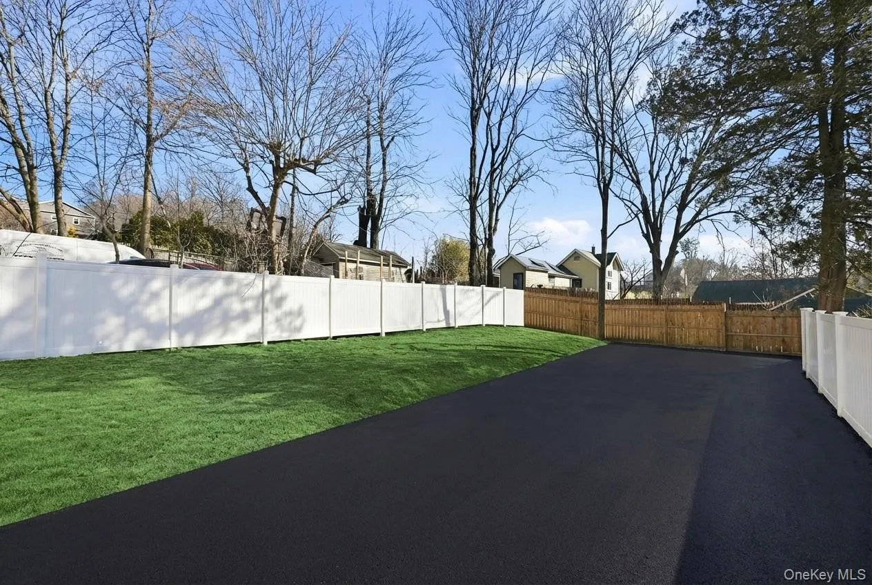 78 Kensico Avenue, White Plains, NY, 3 Bedrooms Bedrooms, 5 Rooms Rooms,2 BathroomsBathrooms,Residential Lease,For Rent,Kensico,0,956578 78 Kensico Avenue, White Plains, NY, 3 Bedrooms Bedrooms, 5 Rooms Rooms,2 BathroomsBathrooms,Residential Lease,For Rent,Kensico,0,956578