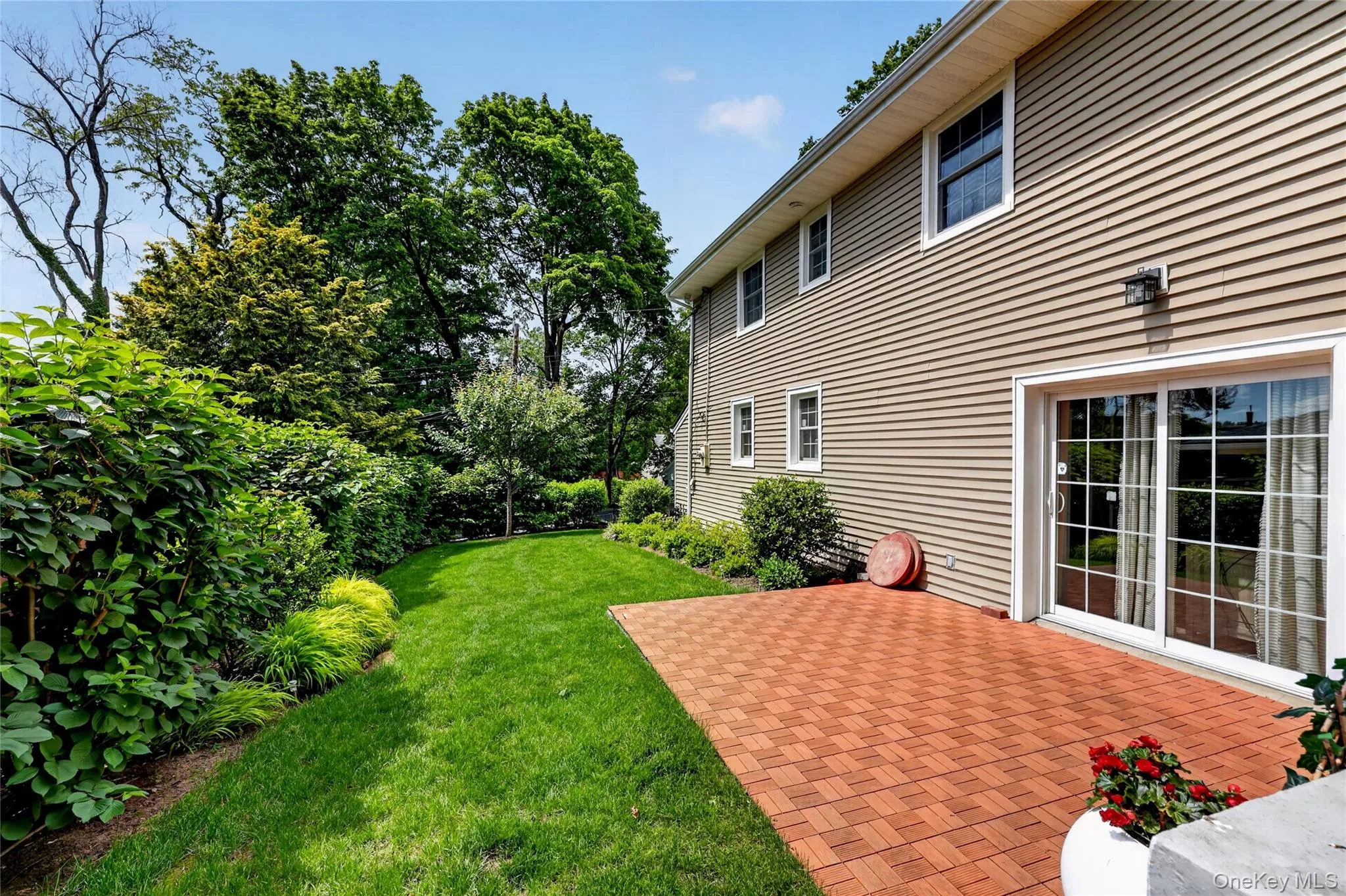Side yard Side yard