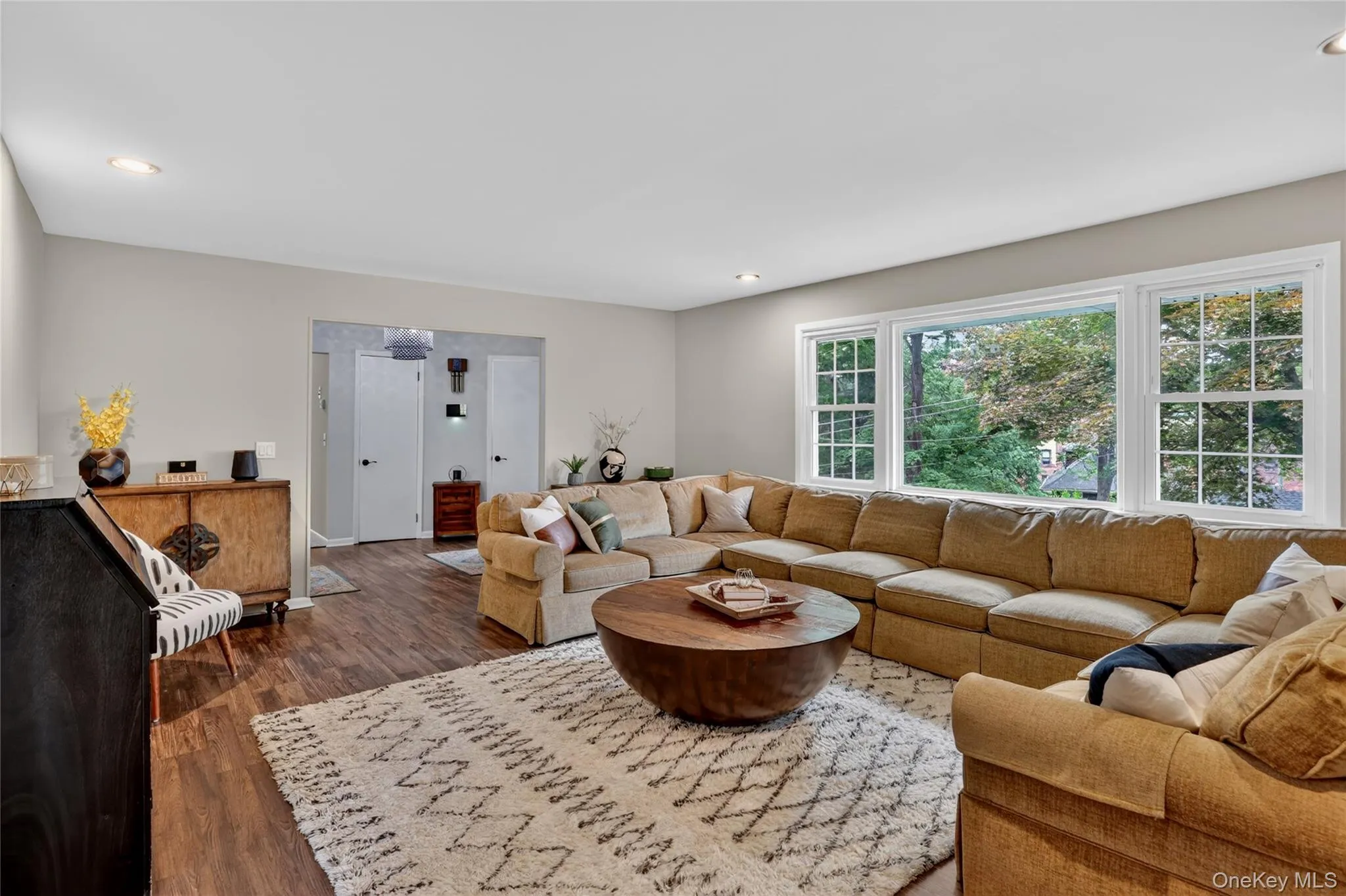 14 Caterson Terrace, Greenburgh, NY, 5 Bedrooms Bedrooms, 10 Rooms Rooms,3 BathroomsBathrooms,Residential,For Rent,Caterson,0,956624 14 Caterson Terrace, Greenburgh, NY, 5 Bedrooms Bedrooms, 10 Rooms Rooms,3 BathroomsBathrooms,Residential,For Rent,Caterson,0,956624