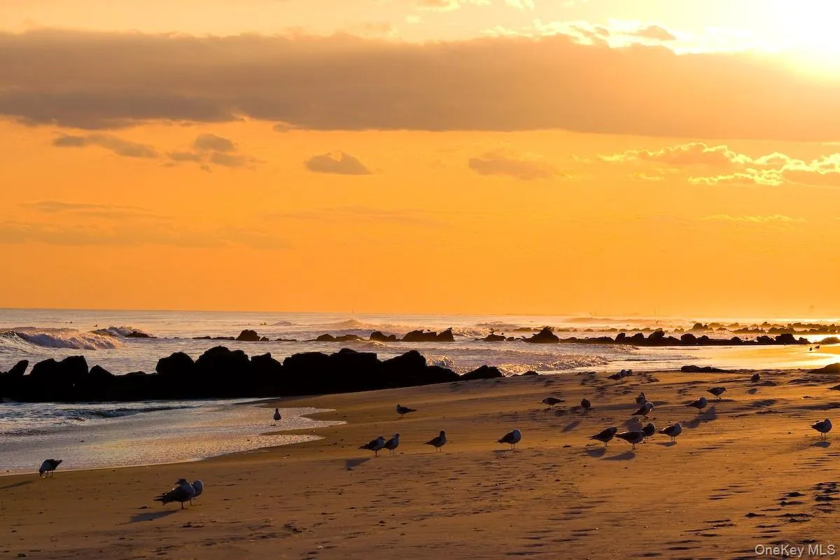 329 Fulton Street, Long Beach, NY, 3 Bedrooms Bedrooms, 6 Rooms Rooms,2 BathroomsBathrooms,Residential Lease,For Rent,Fulton,0,956625 329 Fulton Street, Long Beach, NY, 3 Bedrooms Bedrooms, 6 Rooms Rooms,2 BathroomsBathrooms,Residential Lease,For Rent,Fulton,0,956625