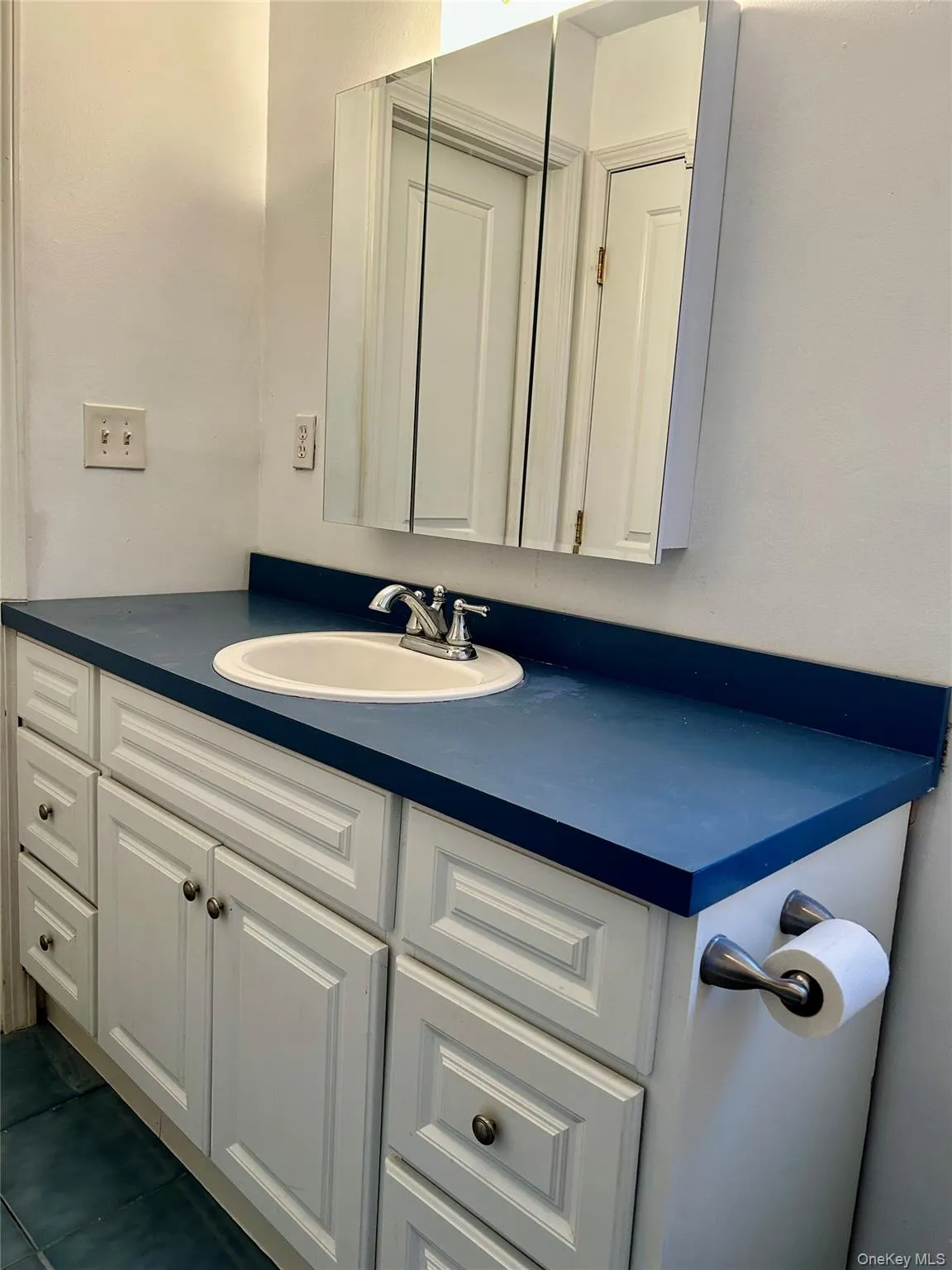 329 Fulton Street, Long Beach, NY, 3 Bedrooms Bedrooms, 6 Rooms Rooms,2 BathroomsBathrooms,Residential Lease,For Rent,Fulton,0,956625 329 Fulton Street, Long Beach, NY, 3 Bedrooms Bedrooms, 6 Rooms Rooms,2 BathroomsBathrooms,Residential Lease,For Rent,Fulton,0,956625
