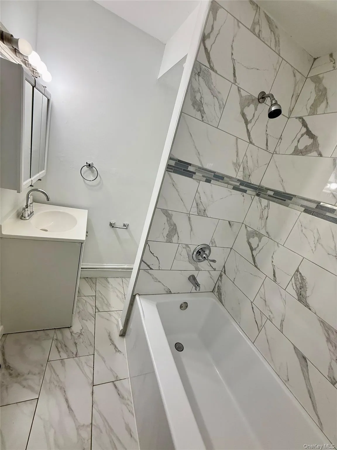 9 Arlington Place, Newburgh (city), NY, 3 Bedrooms Bedrooms, 5 Rooms Rooms,1 BathroomBathrooms,Residential Lease,For Rent,Arlington,0,956629 9 Arlington Place, Newburgh (city), NY, 3 Bedrooms Bedrooms, 5 Rooms Rooms,1 BathroomBathrooms,Residential Lease,For Rent,Arlington,0,956629