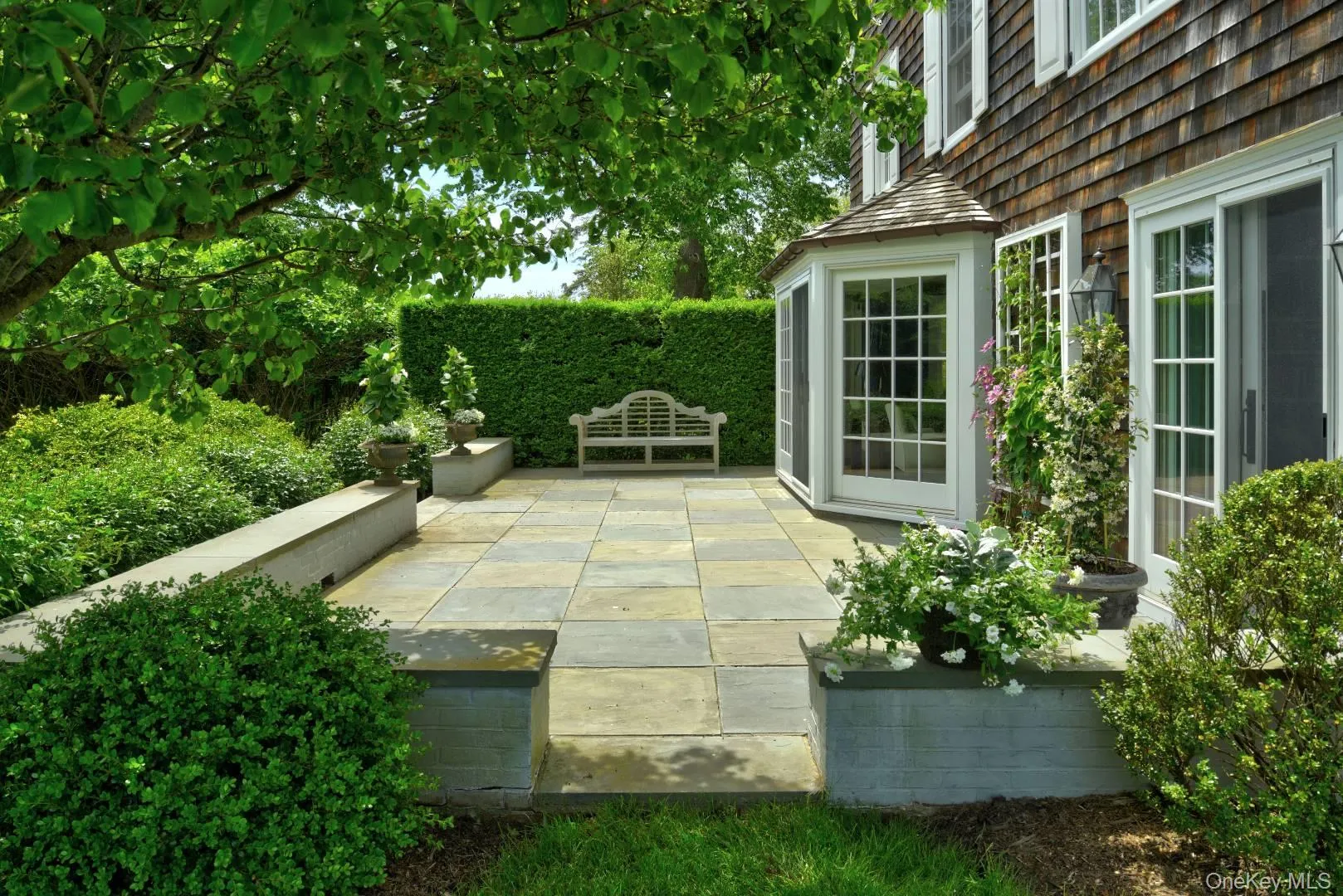 10 Jones Road, East Hampton, NY, 7 Bedrooms Bedrooms, 28 Rooms Rooms,7 BathroomsBathrooms,Residential Lease,For Rent,Jones,0,956630 10 Jones Road, East Hampton, NY, 7 Bedrooms Bedrooms, 28 Rooms Rooms,7 BathroomsBathrooms,Residential Lease,For Rent,Jones,0,956630