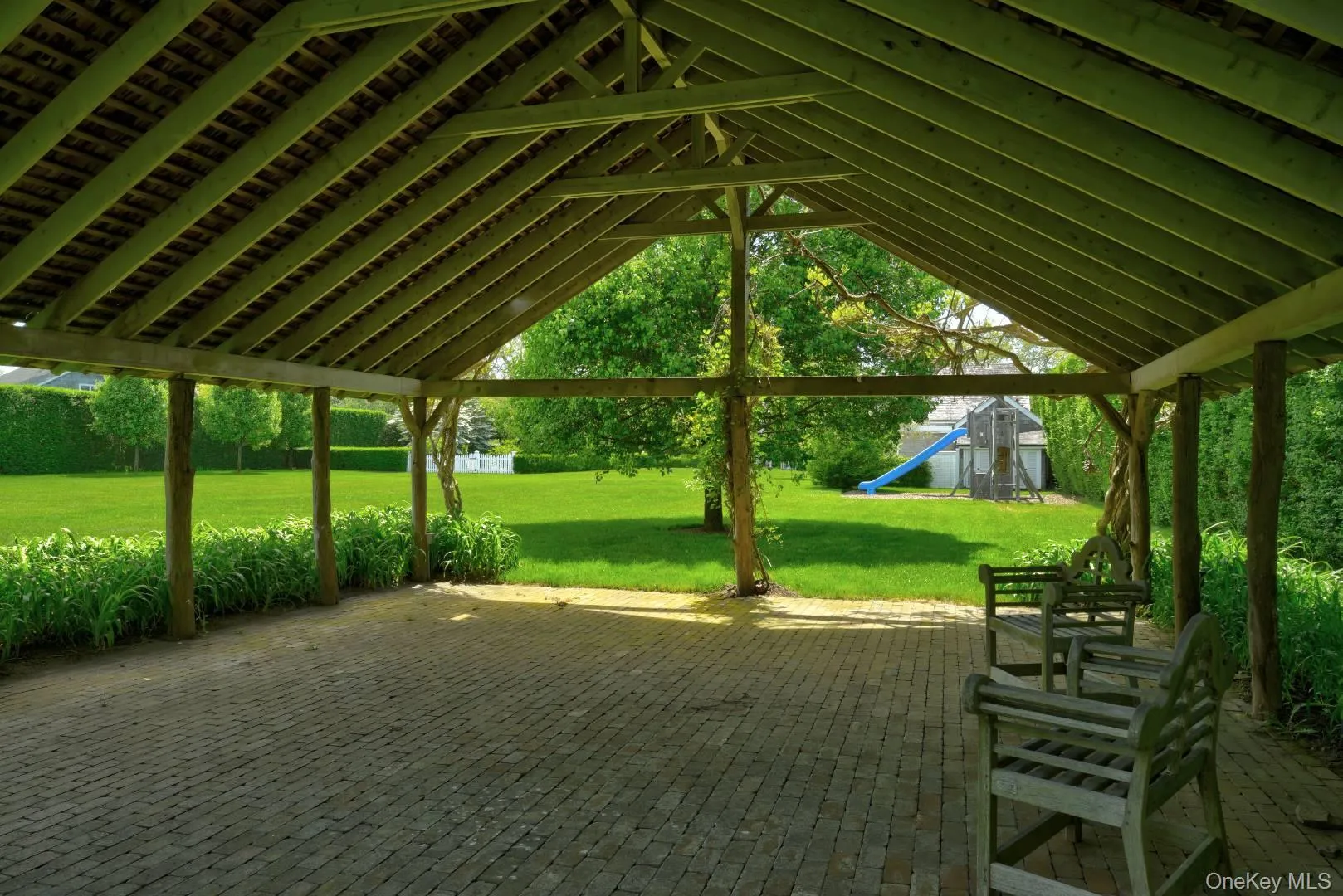 10 Jones Road, East Hampton, NY, 7 Bedrooms Bedrooms, 28 Rooms Rooms,7 BathroomsBathrooms,Residential Lease,For Rent,Jones,0,956630 10 Jones Road, East Hampton, NY, 7 Bedrooms Bedrooms, 28 Rooms Rooms,7 BathroomsBathrooms,Residential Lease,For Rent,Jones,0,956630
