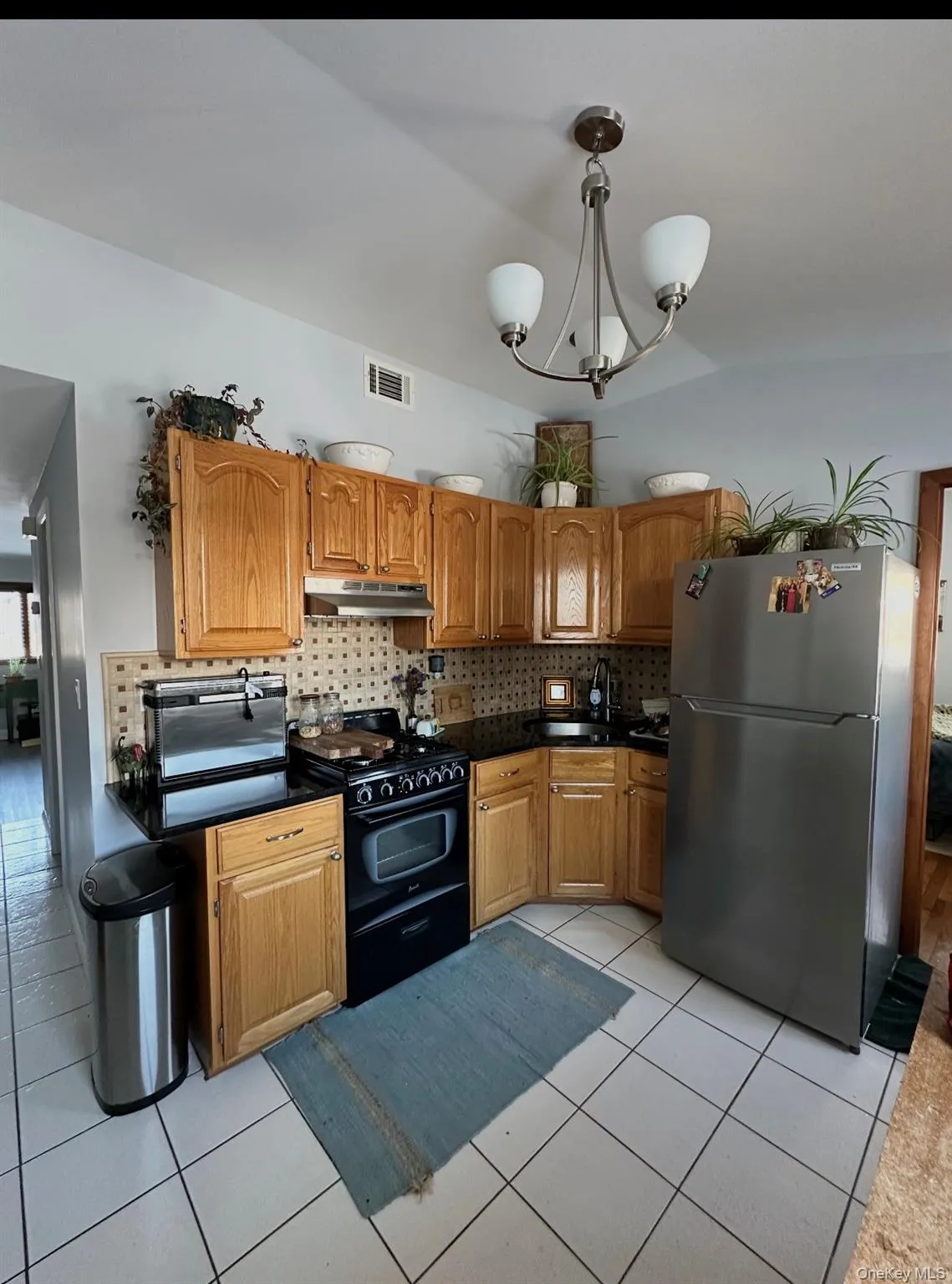 119 Miramar Avenue, Brookhaven, NY, 1 Bedroom Bedrooms, 4 Rooms Rooms,1 BathroomBathrooms,Residential Lease,For Rent,Miramar,0,956670 119 Miramar Avenue, Brookhaven, NY, 1 Bedroom Bedrooms, 4 Rooms Rooms,1 BathroomBathrooms,Residential Lease,For Rent,Miramar,0,956670