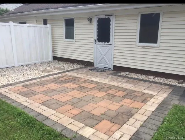 119 Miramar Avenue, Brookhaven, NY, 1 Bedroom Bedrooms, 4 Rooms Rooms,1 BathroomBathrooms,Residential Lease,For Rent,Miramar,0,956670 119 Miramar Avenue, Brookhaven, NY, 1 Bedroom Bedrooms, 4 Rooms Rooms,1 BathroomBathrooms,Residential Lease,For Rent,Miramar,0,956670