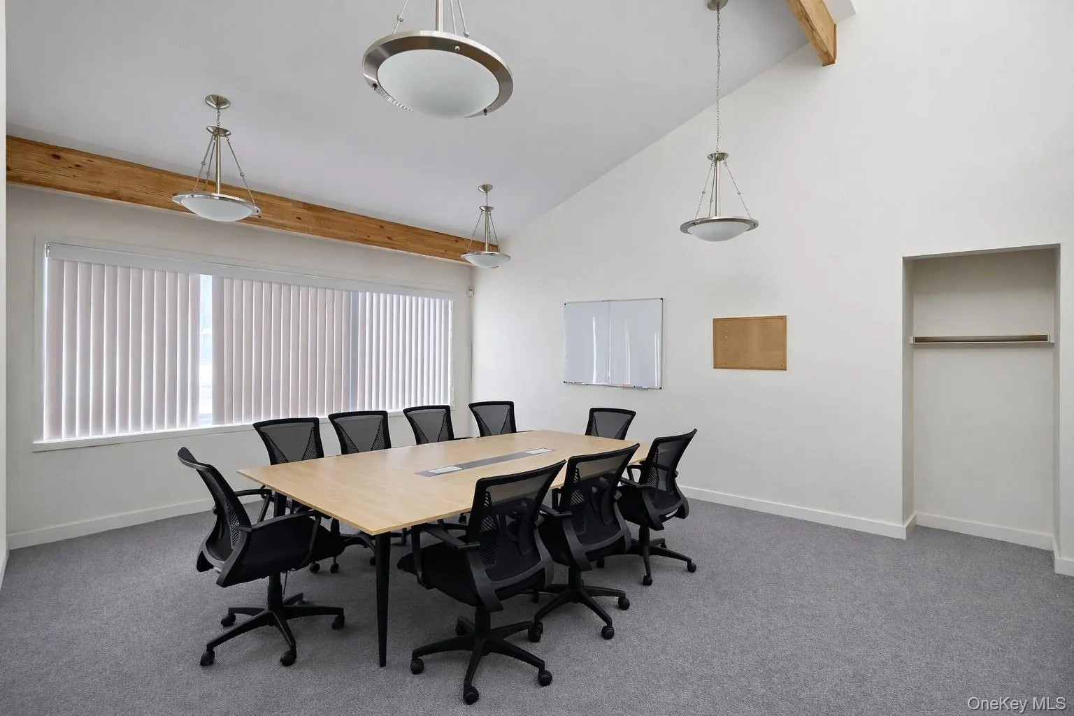 Unit 2F ($1100/m; ~280 sf) Unit 2F ($1100/m; ~280 sf)